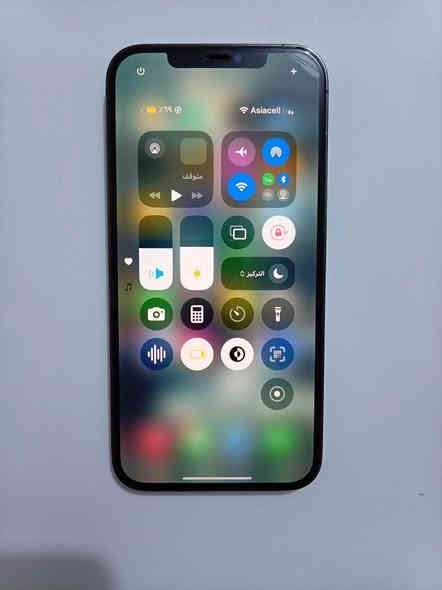 جهاز ايفون 12 بروماكس ذاكره 256 بطاريه 79 فطر بل شاشه خفيف كما واضح بل تصوير كامره بيها رجه خفيفه و ضهر فطر خفيف كما موضح في الصوره جهاز نضيف استعماله حلو سريع بل تنقل الوان الجهاز تخبل كدامكم سعر الجهاز 350 وبي مجال بسيط للأستفسار الأتصال على الرقم *********** واتساب موجود
