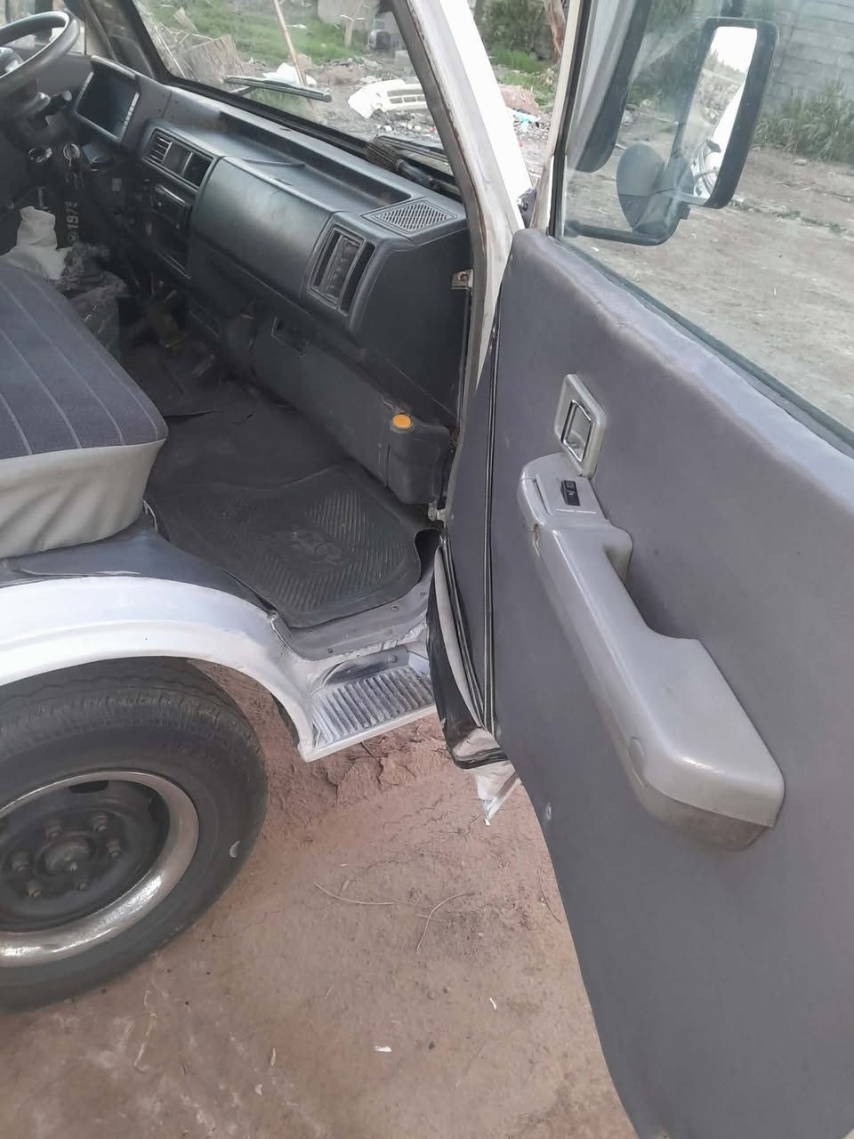 كيا بنكو موديل 1996مصبوغة حزام بدون ضربة السيارة جاهزة من كلشي  تخم تاير كير اكسل كهربائية كلهة جاهزة رقم ديالى دولي تحولي مباشر المكان ديالى الخالص السعر 60 وبيهة مجال الاستفسار ***********
