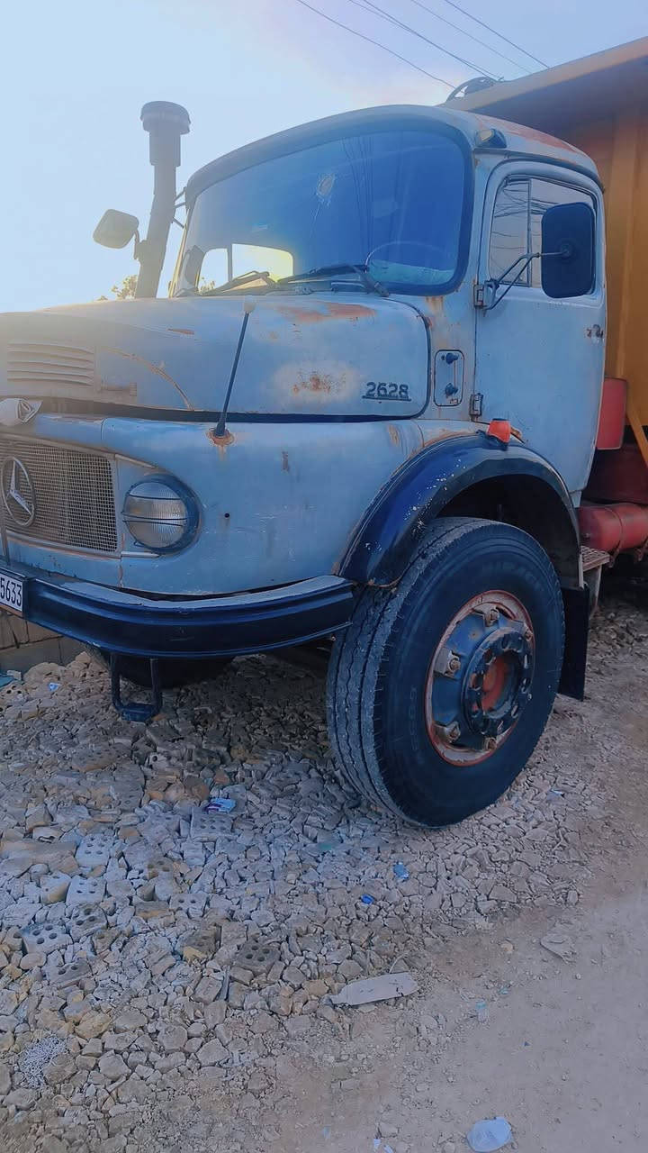 السلام عليكم اقجم للبيع 79 محدثه مجموعه مان مكينه و كير 90 مكفولات للاستفسار اكثر ***********/ *********** مكان السيارة بغداد النهروان
