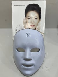 مساج البشرة • مساج الوجه • تحفيز الأظافر