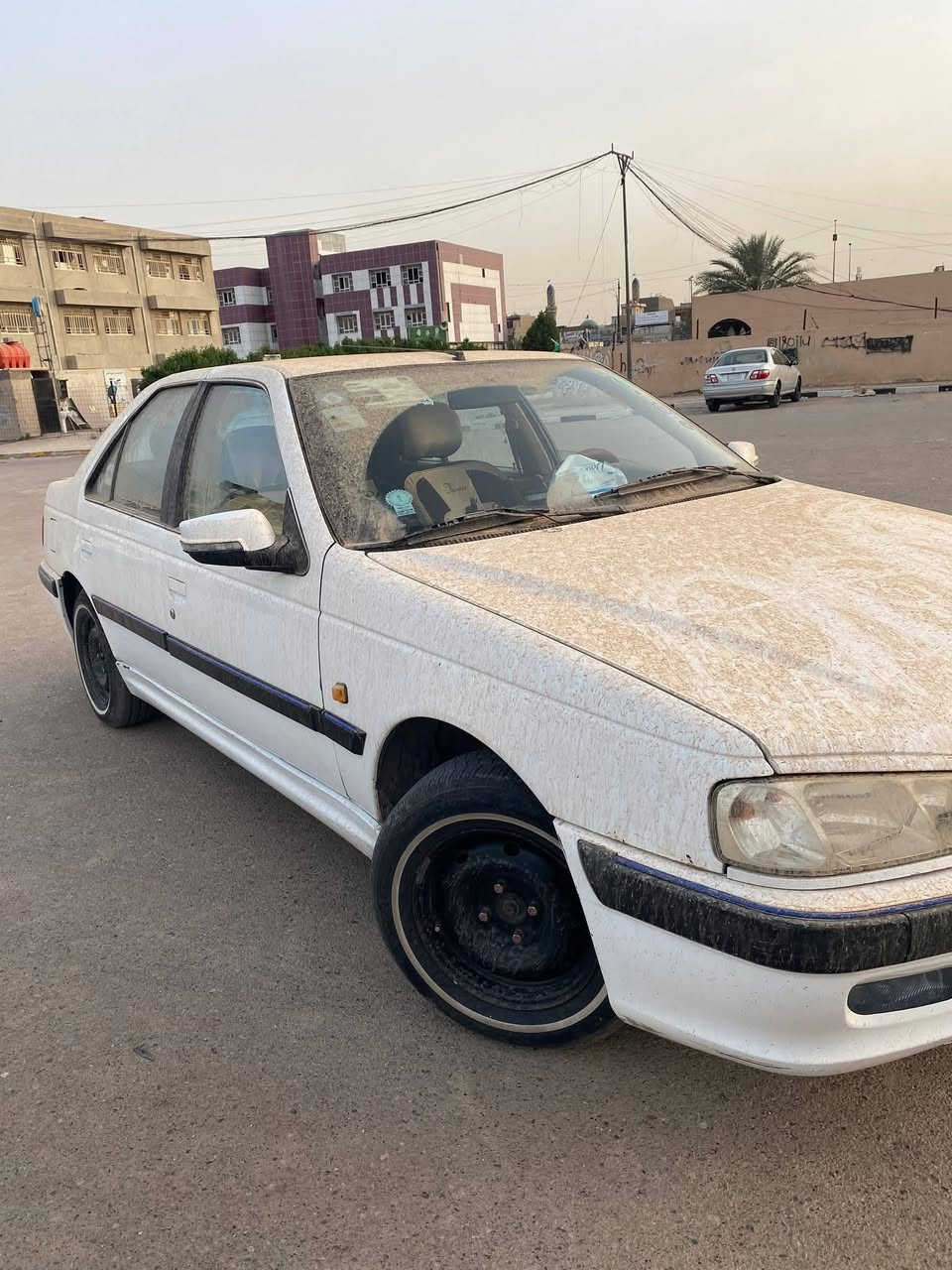 سلام عليكم
بيجو بارس 2018 خصوصي للبيع

حساس خلفي 

تحكم ستيرن 

تبريد ثلج

تخم تاير جديد ابو لخط

منضومة غاز 

باتري جديد

صدر جديد 

مكينه بيه بدايت خيط تبخير 

سيارة خير من الله تاخذ تراي لمكه

بيه بارد بل قمارة وبل جاملغ الخلفي 

ماعليه غرامة 

مكان السيارة بغداد الحبيبية 

(سعر29)

***********واتساب
