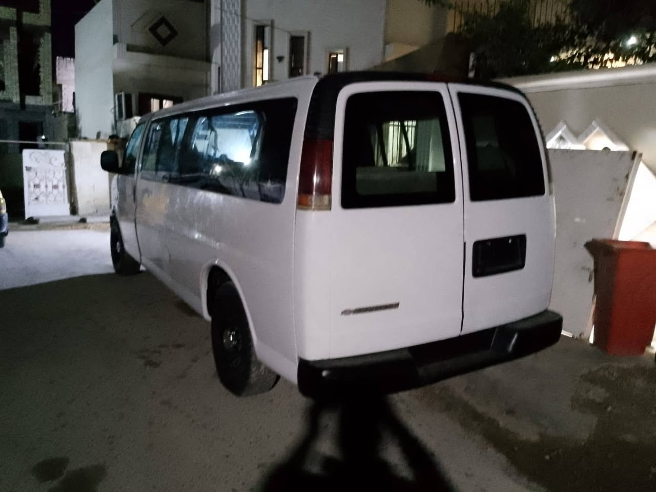 السلام عليكم من رخصت الادمن سيارة سفانة 2000اباسمي شرط التحويل امصفرة هيئة وغرامة رقمهة نينوة  السيارة كاملة مابيهة اي نواقص كير مكينة صدر كلة جديد السيارة ابلادية بيهة بنيد صبغ وجاملغ باتري جديد تايرات جدد السعر 70 ورقة وبيهة مجال للطيبين مكان السيارة بغداد البياع
***********
***********
