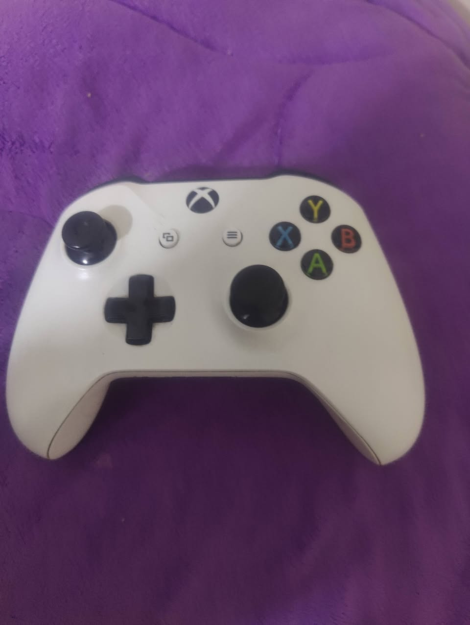 ب165 قفله ون اس ويا يده اصلية وريد ديد وجيتي اي مملوكة وبي بعد اللعاب   نهايته 160 مكاني المحمودية


**إذا كنت صاحب هذا الإعلان وتريد حذفه لأي سبب، رجاءا أرسل رسالة إلى الدعم الفني**