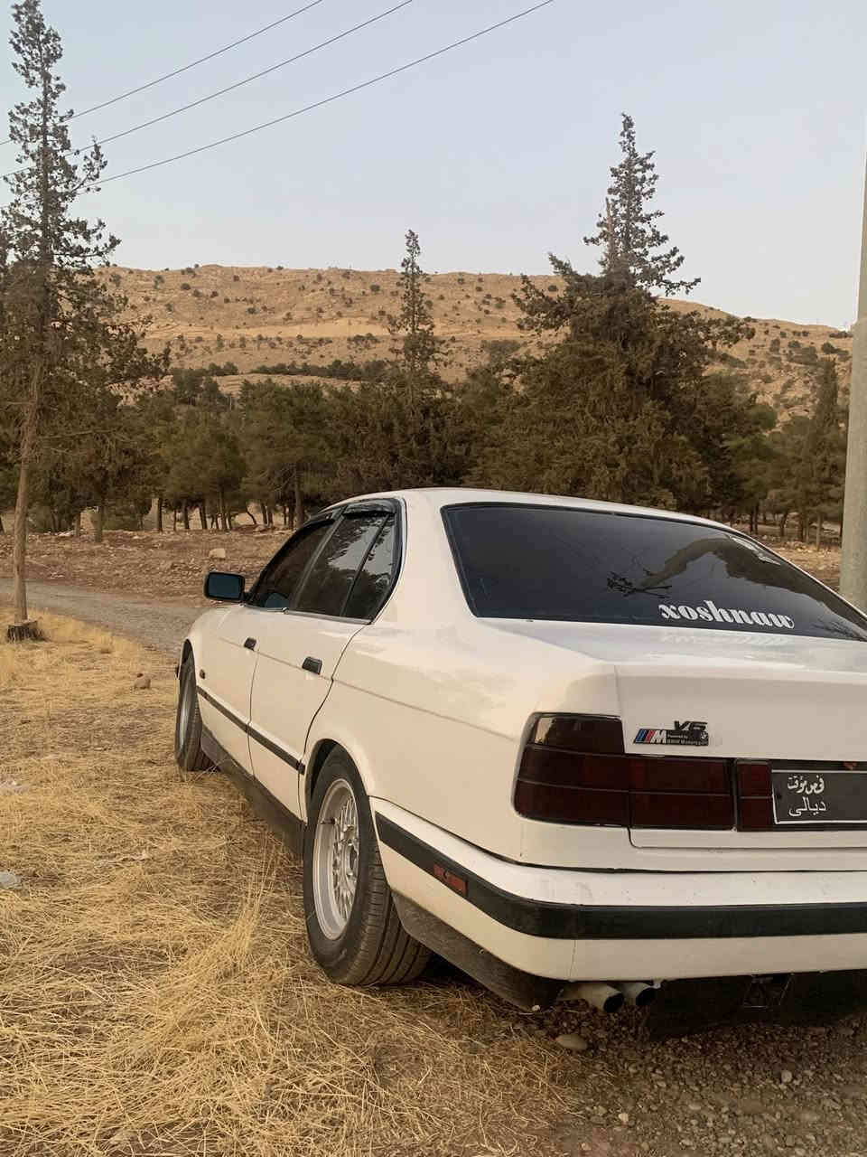 بــیئــیم مۆدیل ١٩٩٢
ئاڕم پلاستیک دهۆک 
مەکینە ٥٢٥ دەبڵ دیجی تەڵ
گیرئۆتۆماتیک 
سڵایت
شاشە ئایپات بەســتراوە 
لایت ئەڵقە 
جوار تایەو ویلی نوێ لە ژێرە 
ویــل حەسیر
بــیلاد پەردە 
دوجام کارە بایی 
پــێش پــان 
ســبوخ عــام
بــەشەرتی ئاڕمو ئەوەلیات 
نرخێ ٤٠ گەڵاو مەعامەلە شوێن کۆیە 
***********
***********
