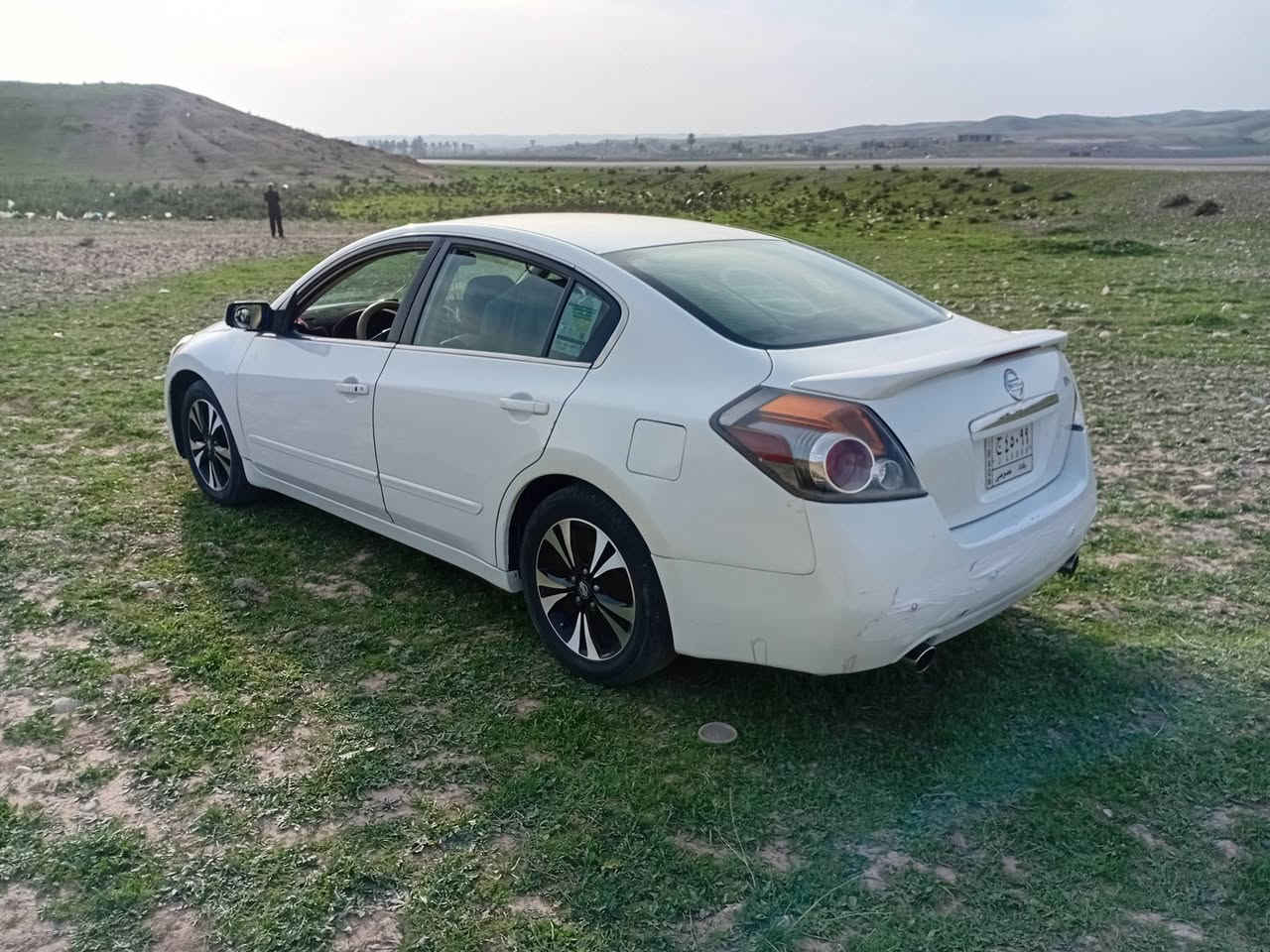 سلام عليكم للبيع نيسان التيما 2009 محدثه 12 بيه صبغ حزام سيارة جاهزه تدفه تبريد كله شغال اي نقص مابيه رقم بغداد شرط تحويل والغرامات سعرها 85بيه مجال مكاني بعقوبه اي استفسار اتصل ***********
