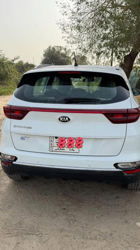 سيارة سبورتج خليجي موديل ٢٠٢٠
محرك دوش ٢٠٠٠
ماشية ٨٥٠٠٠
نص فول
حساسات ومرايا شفط
السونار مرفق بالصور 
السنوية ساقطة
مكان السيارة بغداد

السيارة مال بنية استخدام شخصي بس محتاجة فلوس مضطرة تبيعها

السعر ٢٠٠ ورقة وبيه مجال

‭٠٧٧٠ ٥٠٨ ٠٤٩٤‬
