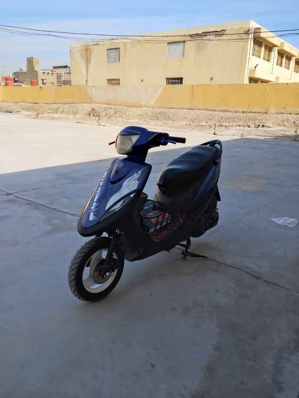 السلام عليكم ماكس عدله كفاله عامه من كلشي  لايت عالي ناصي اشاير كهربائيات كله شغال من الطول للطول ويل ابيض الدراجه ختم واحد ويه المكينه الدراجه ما ناقصها برغي المكينه كفاله وما مفتوحه جيب مصلح وتعال شلعه ومعدل خير من لله تايرات توني مبدلهم صارلها 5 اشهر من طالعه من الرنبه والنضافه شوفت عينك رجاءا المو شراي لا يتعبني واتعبه مكاني بصره5ميل حي طارق السعر 850وبيها مجال واتساب موجود *********** البصرة, العراق
