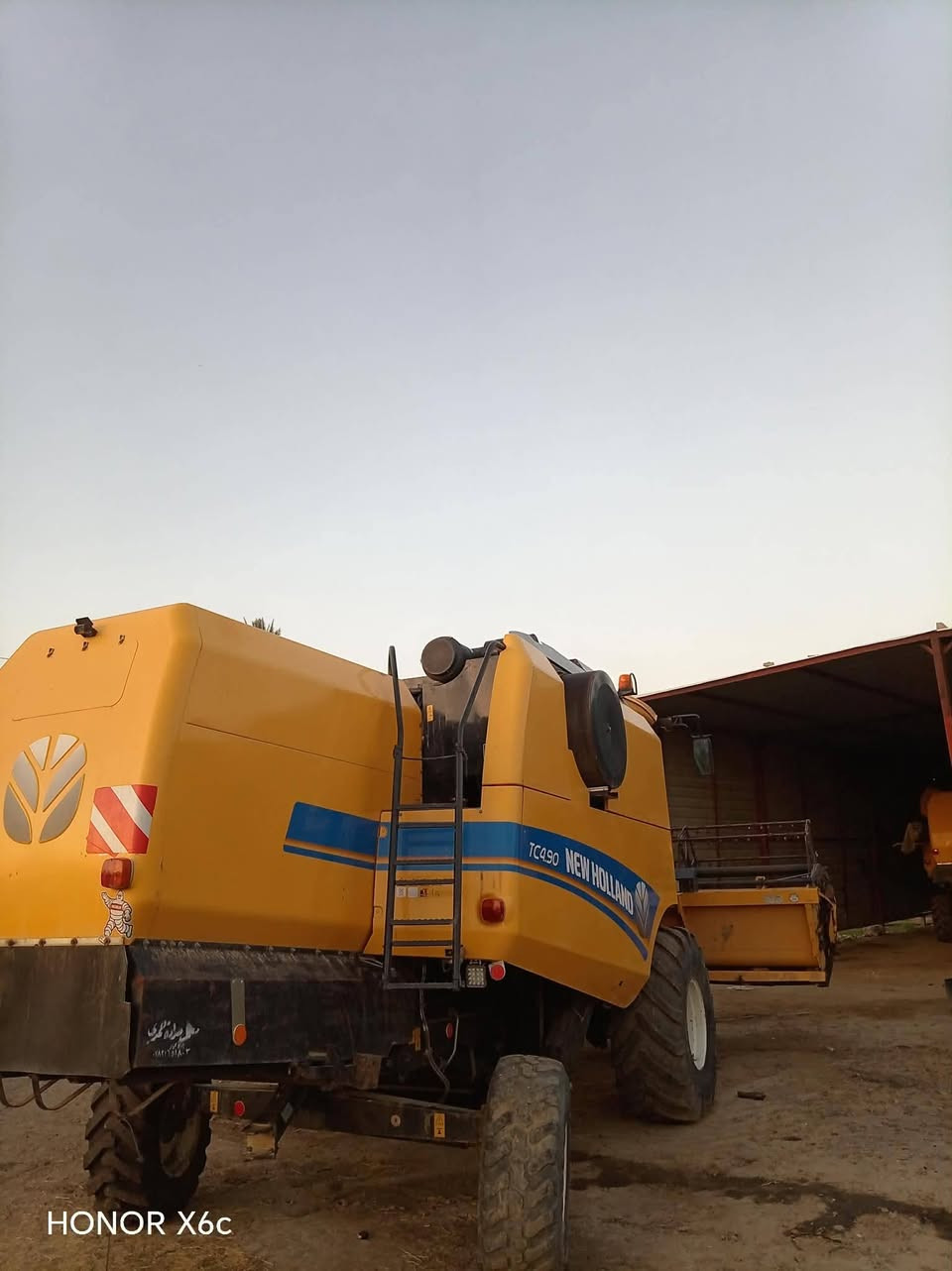 اسلام علیکم للبيع حاصده 4بلم دبل درام موديل  2019 جاهزه ومديومه مكينه نضيفه للاستفسار الاتصال ع *********** المكان بابل جبله
