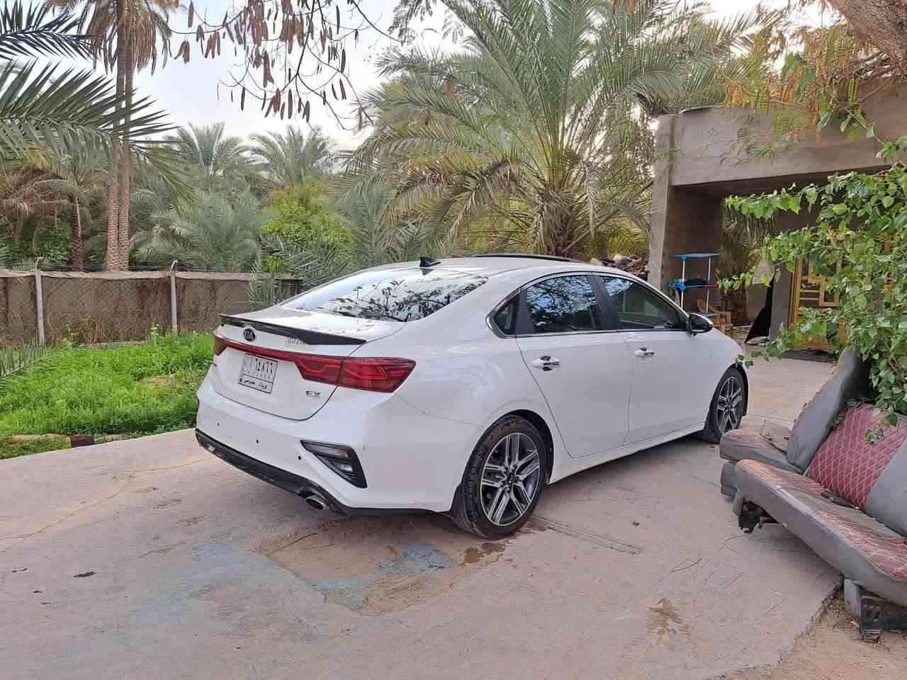 كيا فورتي موديل 20 كير ومكينه خير من الله حجم ٢٠٠٠ دوش كير AT رقم كربلاء معوقين بعد الها ٥ اشهر صير حره فول موصفات للاخير عدا لبصمه حداديه جديده كهربائيات عامه شغاله حادثها كلش حلو دعاميه وبنيد لباقي كفاله شرط سونار تخم تاير تراي كلش ناعمه وسريعه بدون دونز سعرها مناسب وحلو (127)وبي مجال للشراي مكاني كربلاء  ***********
