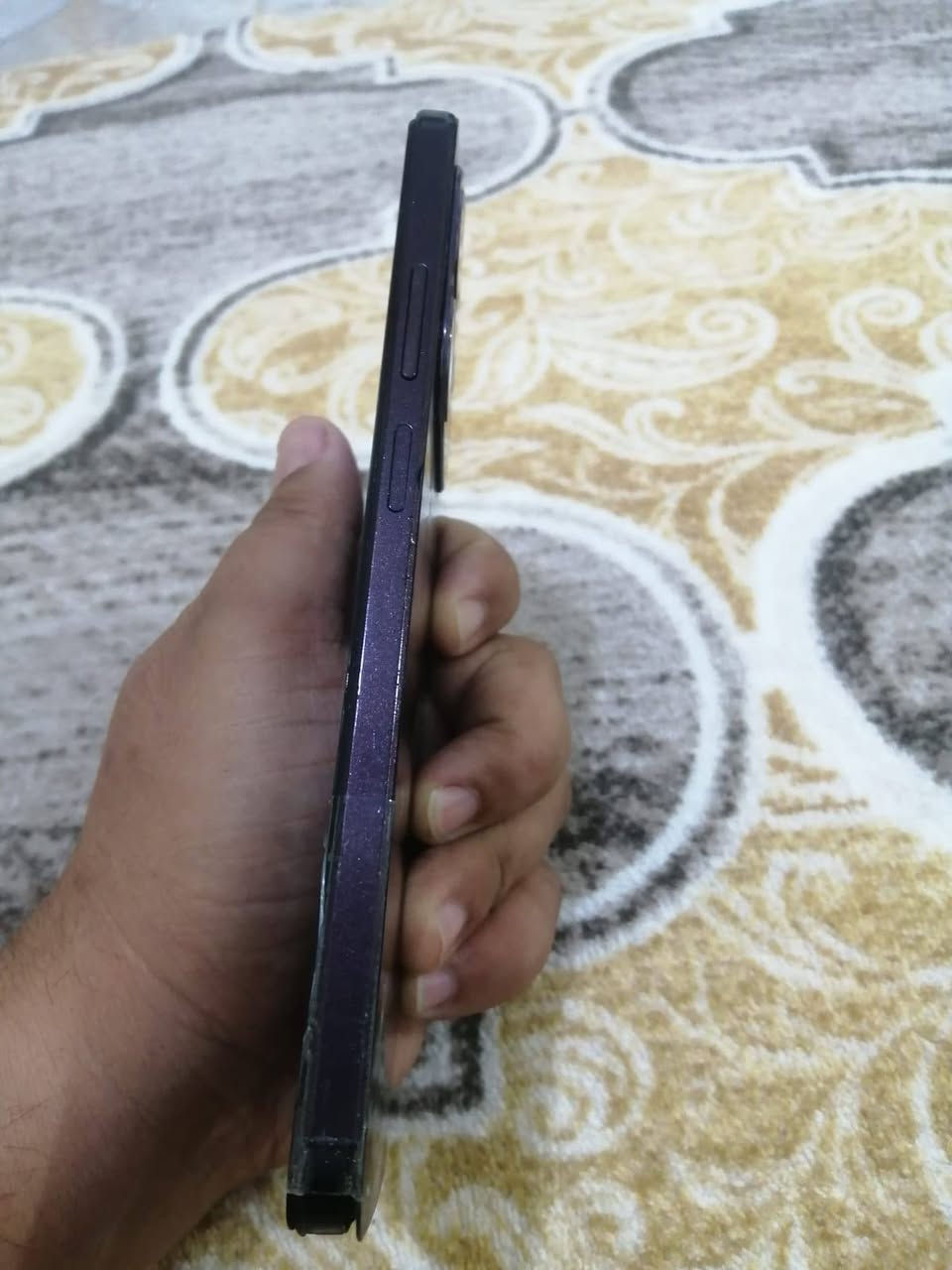 جهاز  oppo A3شرط الفحص بي شويه وصله من الشاصي طايحه وفطر بالبلازمه ما مئثر ع المس ذاكره 128 كلش حلو وسلس بطاريه 5100 امبير شحنه راقي تريده للاطفال تريده الك اصدار السعر 75 الف شرط الفحص ولشغل تفحص وتاخذ كاميرات اتصال انترنين اصداره 14 الاتصال برقم *********** البصره القبله
