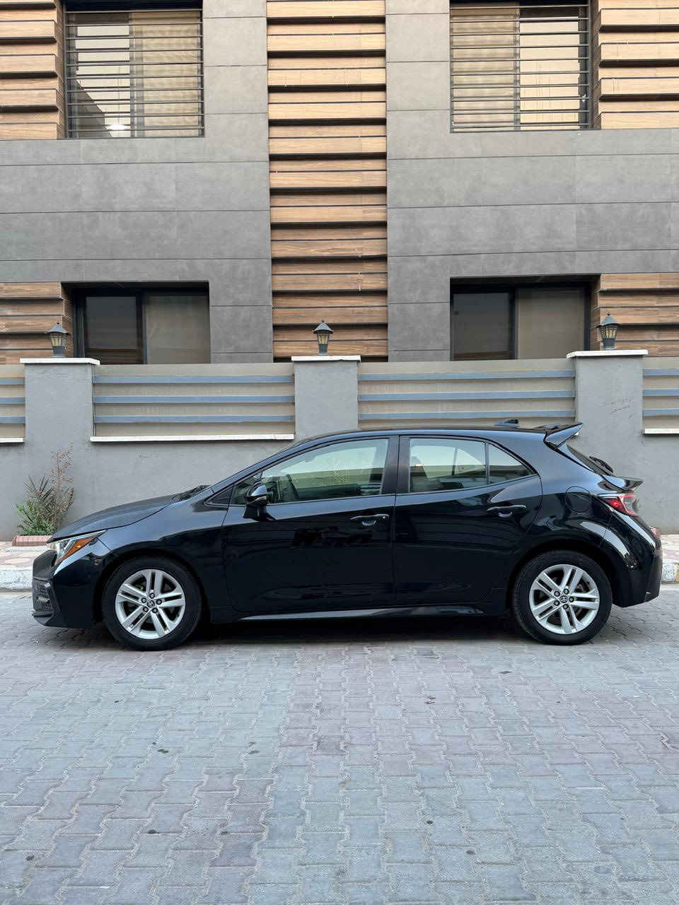 السلام عليكم للبيع بسعر كلش مناسب
Toyota Corolla
2020 
سياره ستخدام بيت
شاشه 
كامره
بصمه 
شفقه اصليه 
مكينه كير مكفول 
رقم بغداد جديد بسمي 
كشرها حلو 
ماشيه ٧٣
ضرر امريكا جاملغ وبنيد وبيه باب خلفي وهلال الجاملغ وعندي جاملغ مالها مال امريكا حلو بي بس بارد تاخذه وياها
السعر ١١٨ بيها مجال بسيط كلش 
سعرها كلش مناسب متوازي على بيعها
مكاني بغداد حي الحسين


**إذا كنت صاحب هذا الإعلان وتريد حذفه لأي سبب، رجاءا أرسل رسالة إلى الدعم الفني**