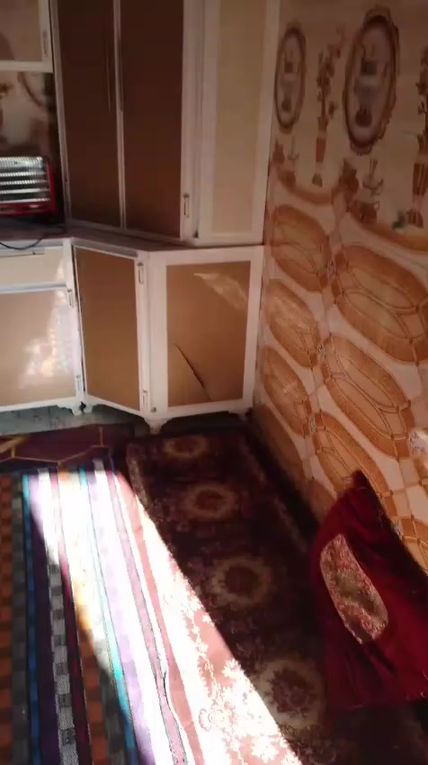 السلام عليكم حبايب بيت متكون من غرفه وصاله ومطبخ مجتمل بحي ابو سلام عل شارع  الشريفات ماعوزه شي قيل السعر 18وبي مجال


**إذا كنت صاحب هذا الإعلان وتريد حذفه لأي سبب، رجاءا أرسل رسالة إلى الدعم الفني**