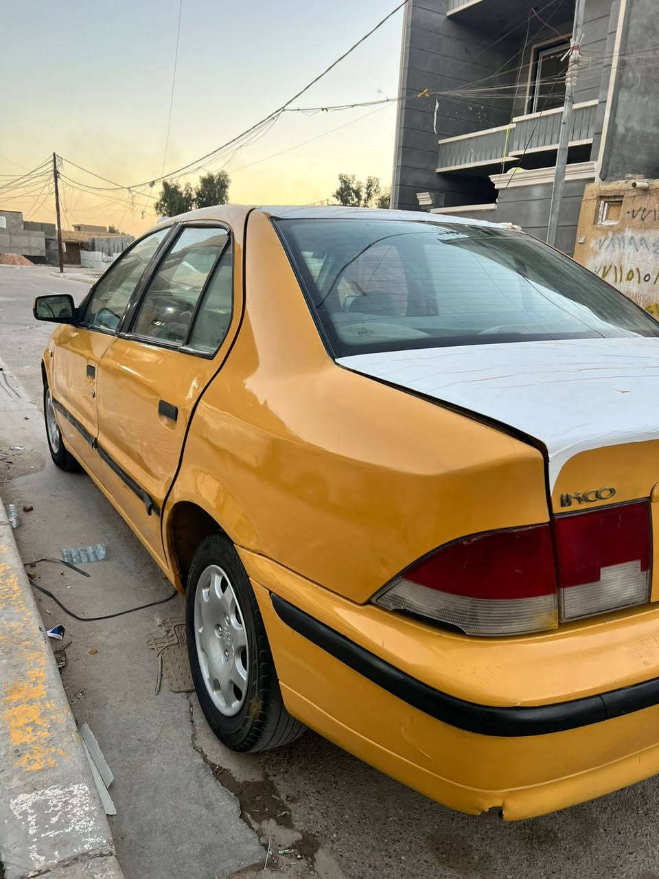 السلام عليكم
سمند موديل 2010 سياره جديده تخم تاير كير محرك صدر دوشمه كله جديد باتري داينمو جدد كهربائيات كلهة شغاله اي نقص مابيهة جاهزة من كلشي رقم بغداد انكليزي باسمي مصفره هيئه وغرامات هزة جديده 
سعر 28 وبيهة مجال 
عنواني بغداد المحموديه حي بدر 
للستفسار والاتصال 
***********
