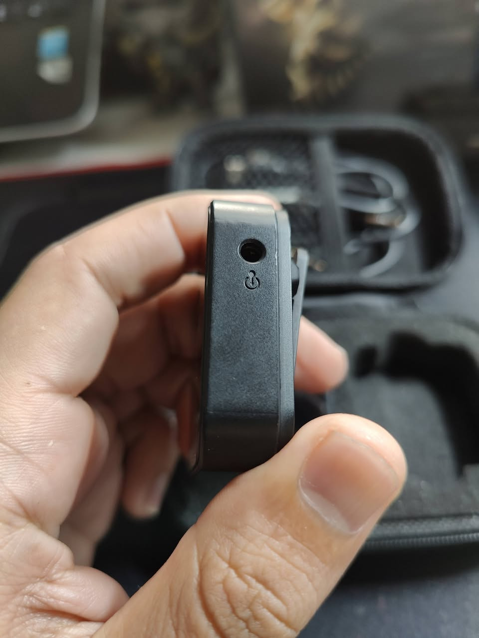 ميكروفون وايرليس QWM-10  ماركة sonicake ، بتردد 2.4 جيجاهرتز، مدى 50 مترًا، يعمل لمدة 10 ساعات، نظام عزل الضوضاء 3درجات وتحكم مستوى الصوت 3درجات
(جهاز إرسال واحد + جهاز استقبال واحد) لأجهزة آيفون/أندرويد/كاميرات DSLR،


**إذا كنت صاحب هذا الإعلان وتريد حذفه لأي سبب، رجاءا أرسل رسالة إلى الدعم الفني**