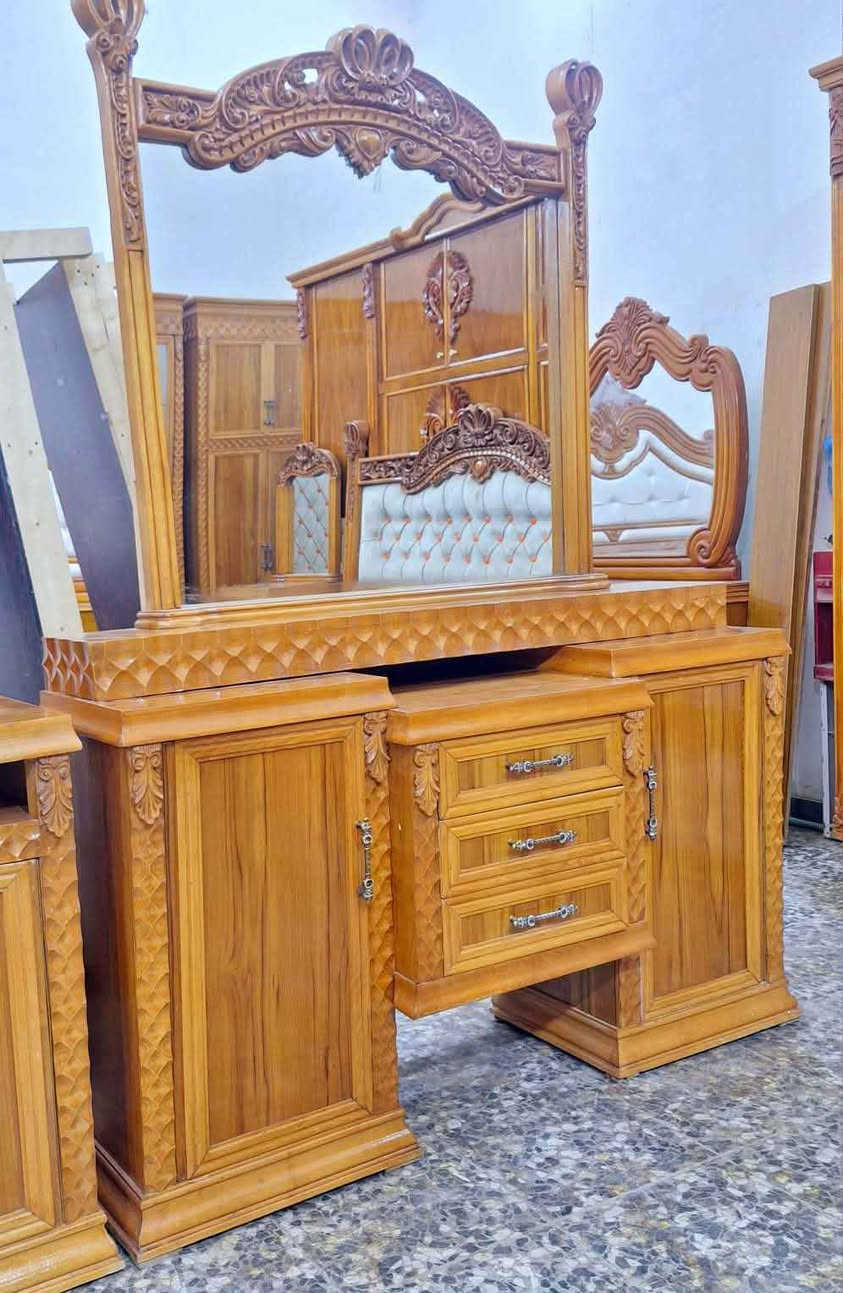 ياجمال  هاي الغرفه تصميم تحفه 
تفيد للعرسان غرفه محترمه ✨🔥
غرفه ام 6 ملحق صاج 
وجه 5ملم شغل 
وعمل ونجاره فاخره شغل
 شركه لفراح غرفه ولا غلطه
 مال عرسان زاويه كنتوريه جربايه وتوج زان لهيكل كله زان ثقيل
توصيل بغداد مجاني محافظات بكروه عنوان البلديات 🚛 💭 💥
‏‪ بغداد, العراق


**إذا كنت صاحب هذا الإعلان وتريد حذفه لأي سبب، رجاءا أرسل رسالة إلى الدعم الفني**