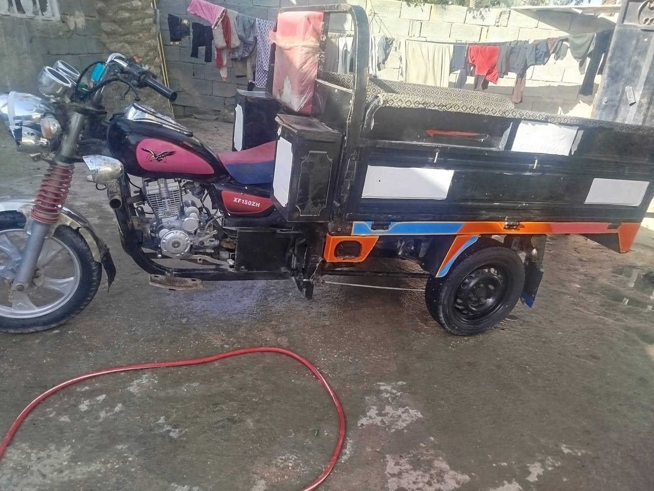 سلام عليكم ستوته للبيع موديل 2016 محرك 25 اوراق اصولي يم مكتب حسين السعر 1350 وبيه مجال قليل   ،،اتصل ***********
