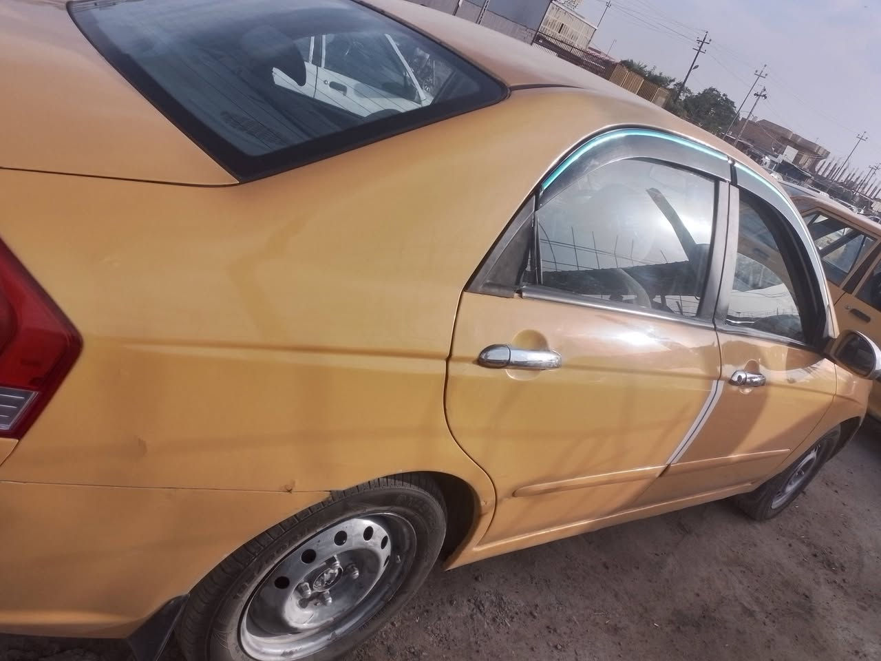 كيه سبكتره امريكي بدون حادث بيها جاملغ المام مبدل فقط مكينه الفين تبريد محرك كير حداديه تخم تاير صار سبوع شاده مصفره مالك جاري شاميه رقم ذيقار نكليزي جاهزه من كلشي مكاني ديوانيه شاميه مراوس هم اروس سعر ٦٥موديل ٨ ***********
