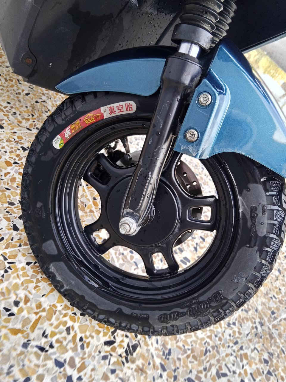 ماطور شحن للبيع 
318 احدث اصدار
سرعه 75
نضام R
6 بطاريات مسطره
بلوتوث 
تشغيل بصمه كرت سويج 
السعر 700


**إذا كنت صاحب هذا الإعلان وتريد حذفه لأي سبب، رجاءا أرسل رسالة إلى الدعم الفني**