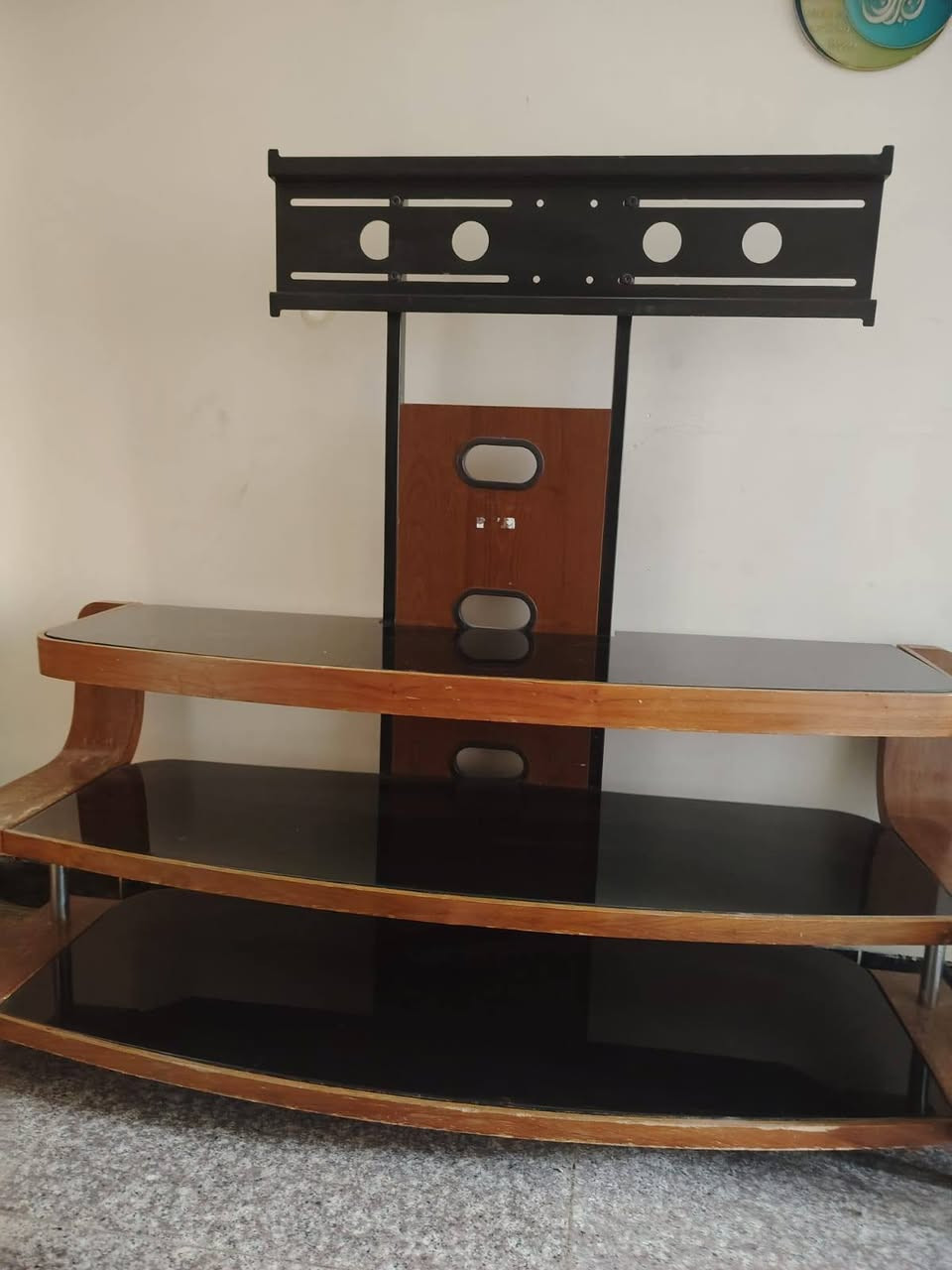 ميز تلفزون ب ٧٥٠٠٠
ستاند صغير ٢٥٠٠٠
وبيها مجال


**إذا كنت صاحب هذا الإعلان وتريد حذفه لأي سبب، رجاءا أرسل رسالة إلى الدعم الفني**