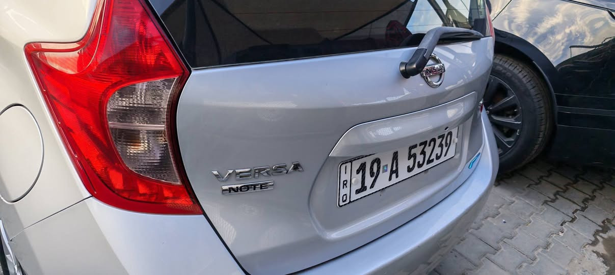 فيرسا نوت 2015  ماشية 120 الف كيلو بيها ٤ قطع صبغ. رقم كربلاء. بصمة. كامرا. تدفئة كشنات. السعر 7500$ وبيها مجال. للتواصل ***********
