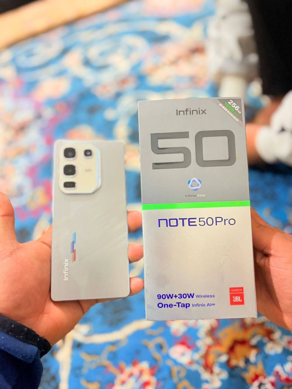 note50proمستعجل علا بيعته السعر 300وبي مجال عنواني بغداد البلديات تقاطع الكهرباء هاذ رقمي بس وتساب ***********
