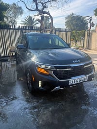 مكلف بالتشر كيا سيلتوز جديده للبيع موديل ٢٤  ماشيه ١٤ الف فقط الضرر مو...