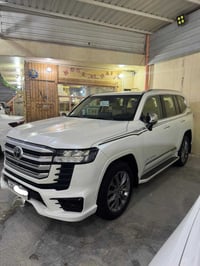 لاندكروز GXR تطبيق شركة فطيم  محرك 4000 V6 موديل 2022  مكفولة من صبغ و...