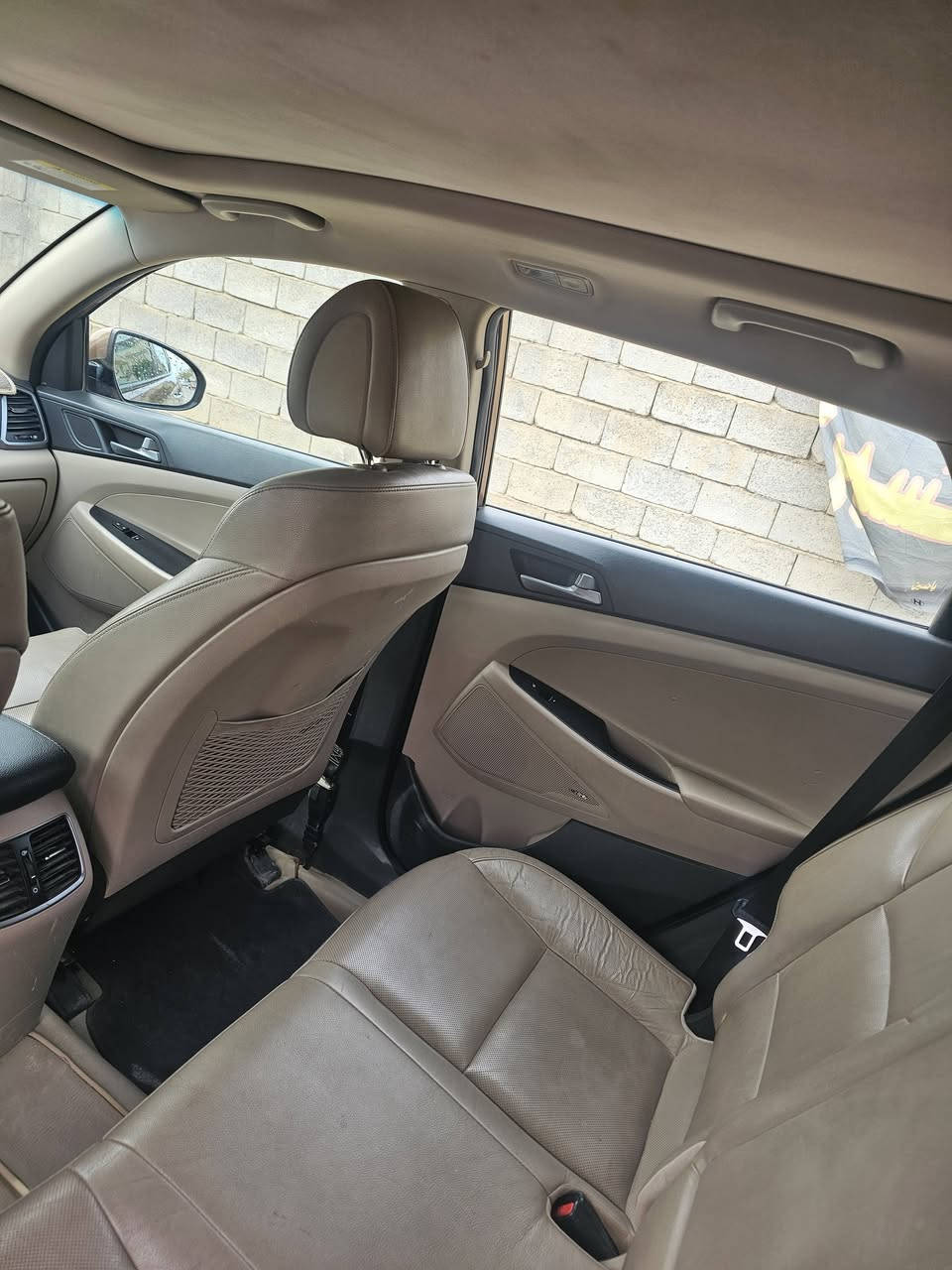 مساء الخير احبتي
توسان 2017 لون مميز كلش جديدة وارد امريكي بيه فقط البنيد صبغ وبيه سونار فول مواصفات فئة لمتد اعلى فئة تحويل مضمون كير محرك فول الفول محرك 1600 تيربو كلش جديدة العنوان صلاح الدين بلد للاستفسار الاتصال على الرقم *********** اسف على الاطالة
