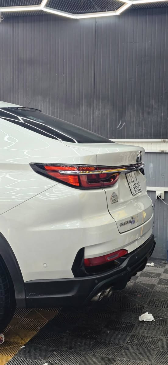 السلام عليكم
شانجان CS85 
موديل 2022 
محرك 2000 تيربو 
ماشية 42500 (داخل الضمان)
السيارة كفالة كير ومحرك بدون ضربة او صبغ باستثناء ملاحظات بسيطة جدا 
المواصفات فول للاخير 
السيارة حرة تحويل مباشر ثاني يوم 
السعر 26 مليون وبي مجال 
ويرهم مراوس مع اي سيارة
للاستفسار ***********
متواجد على الانترنت واتس اب وماسنجر
