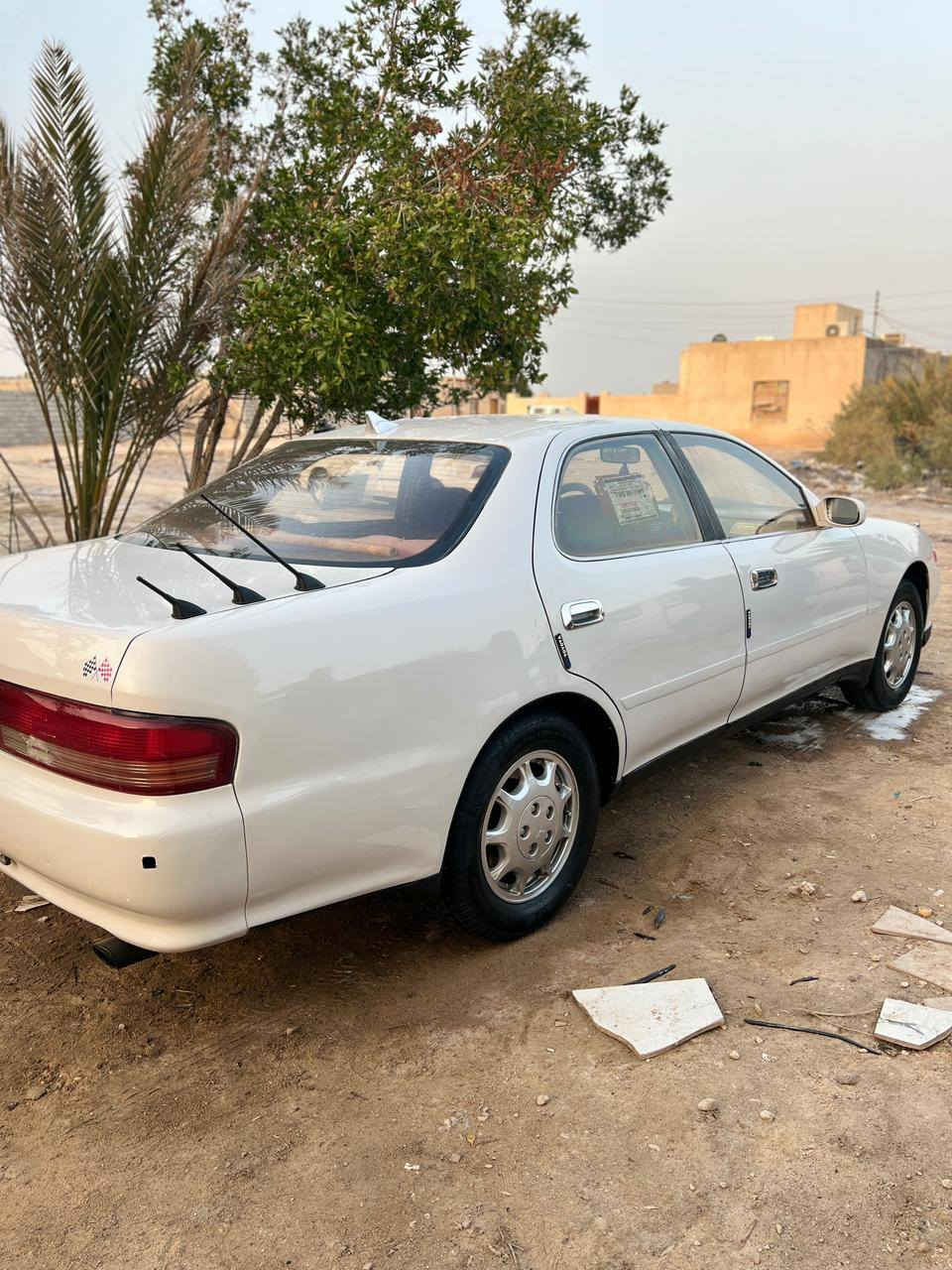 اكرسته نفخ للبيع موديل 96 مكفوله من ضربه قويه ول عيب شرعي محرك ونجي وكير بل كارتون تخم تاير حداديه جديده تبريد شغال سياره جاهزه رقم بصره مشروع وطني سنويه 28جديده سعرر 65وبيه مجال  شراي تصل *********** مكان ناصريه غراف
