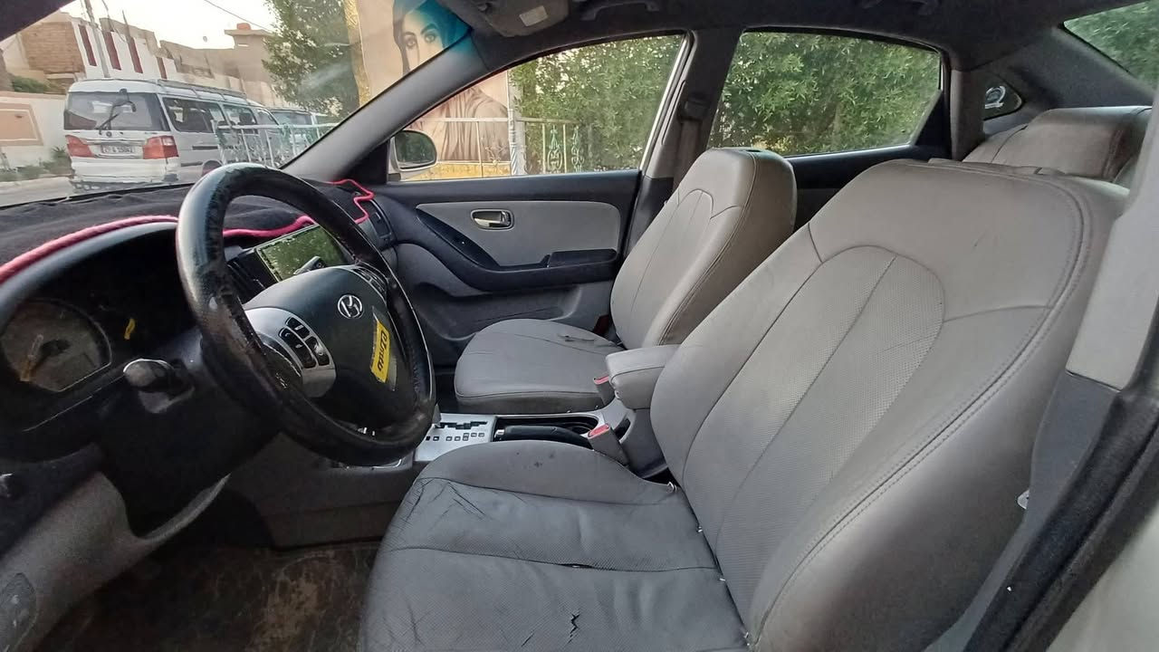 موديل 2009
ادوات ادوات 
مكصوصه جنطه 
فول حساسات كشنات جلد 
تحكم ستيرن تدفئه كشنات
حداديه وكير ومحرك بوضع شركه 
شاشه جبيره كامره
ارقام نكليزي جديد وسنويه وهزه
***********
السعر 45 بيها مجال
