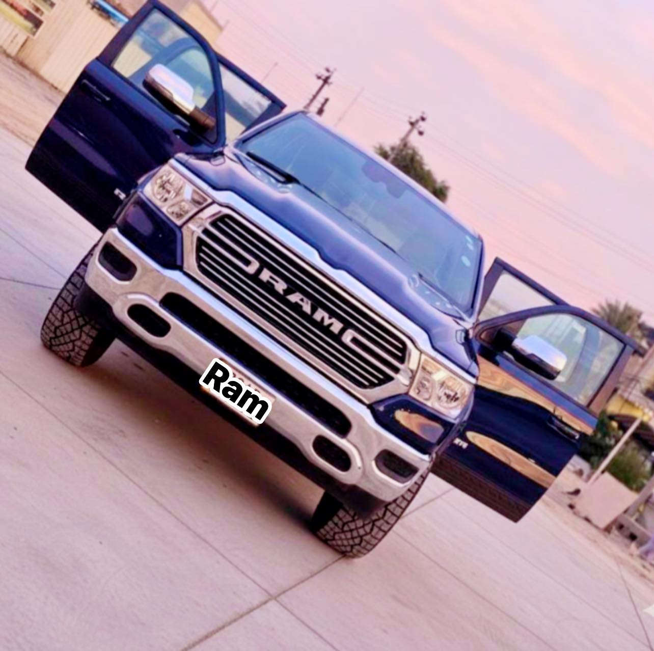 دوج رام 2024  فئه لارامي  5.7 محرك
ماشيه ١٤٠٠ ألف فقط  دخول  جديد تسجيل  جديد  
تخم تاير  جبلي انتاج ٢٠٢٥  گود  ير good year 
مع وجود التايرات البلاديه انتاج سنه ٢٤ 
باتري   بلاتيم platinum ضمان ٥ سنوات 
داوخل جلد ممكن انضف دوج موجوده بلسوك 
مرايات انغلاق ذاتي، وحساسات سير ونقطه عمياء 
 ضربه السياره صندوق  خلفي وكله  تبديل اصلي بدون اي تصليح  في امريكا قبل القدوم
مانع تصادم. ذاتي
كراسي تدفئه / كهربائي 
بجم كبس
دهن تبديل جديد royal purple   وره سنه تبدله
بصمتين ٢ تجي  ويه السياره 
السياره ١/١ بدون اي  نقص  
السياره شخصيه قبل القدوم وكلشي بيها مسستم قبل متجي كما موضح بلصور والفديو
 مكان السياره بغداد  
تحويل ثاني يوم 
اي  استفسار  
***********
