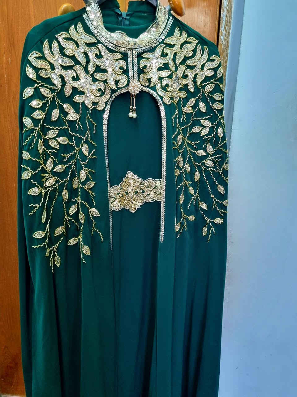 للبيع او تبديل قفطان او دراعة.. فساتين راقية وثقيلة لبس ساعتين فقط


**إذا كنت صاحب هذا الإعلان وتريد حذفه لأي سبب، رجاءا أرسل رسالة إلى الدعم الفني**