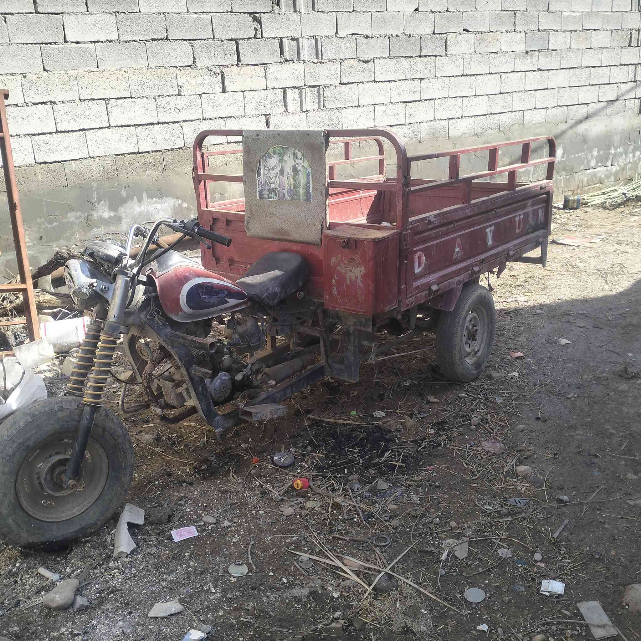 سلام عليكم شباب ستوت موديل 17محرك 200
السعر 400وبيه مجال 
العنوان الخالص قرية جديده الاغوات 
الاستفسار خاص او اتصل على رقم ***********
