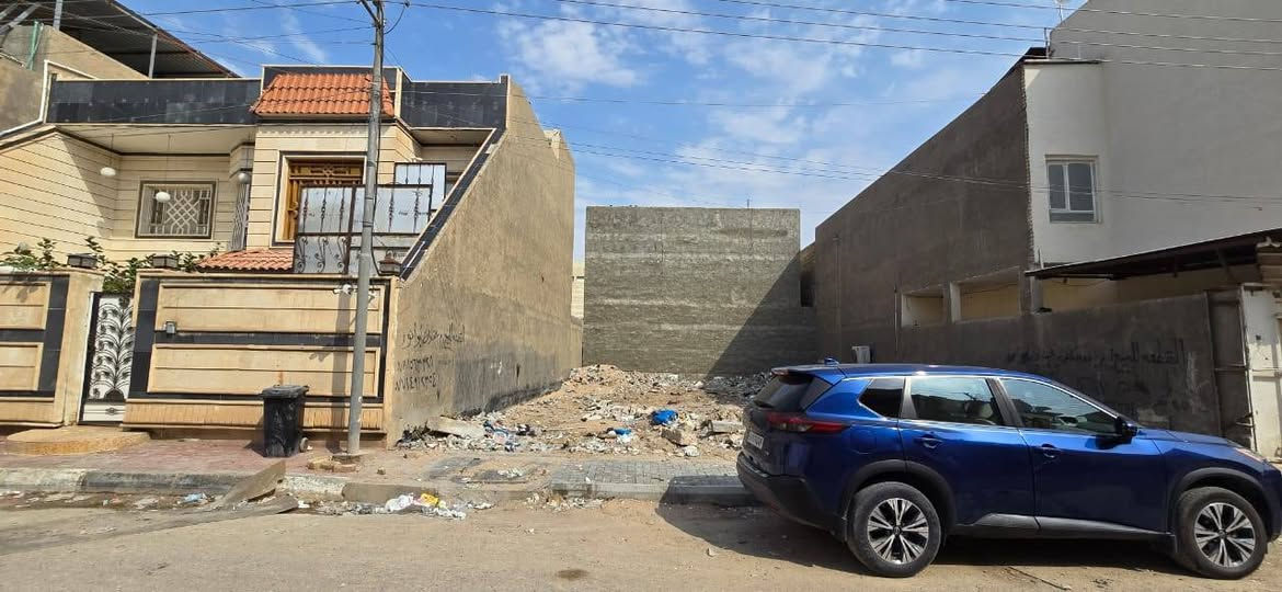 يعلن مكتب عقارات ابو انور فرع الطويسه عن وجود قطعه ارض للبيع موقع متميز منطقة كوت الحجاج قرب التحسينيه مساحة 250 متر واجه 12.5 عمق 20 متر موقع هادى ومتميز للسكن مكان راقي ممتاز الستفسار الاتصال//***********//***********// كما نستقبل جميع عروضكم وطلباتكم التجارية والعقارية المكتب مجاز قانونيا المكتب ماقبيل مطعم الحسون عقارات أبو انور فرع الطويسه
