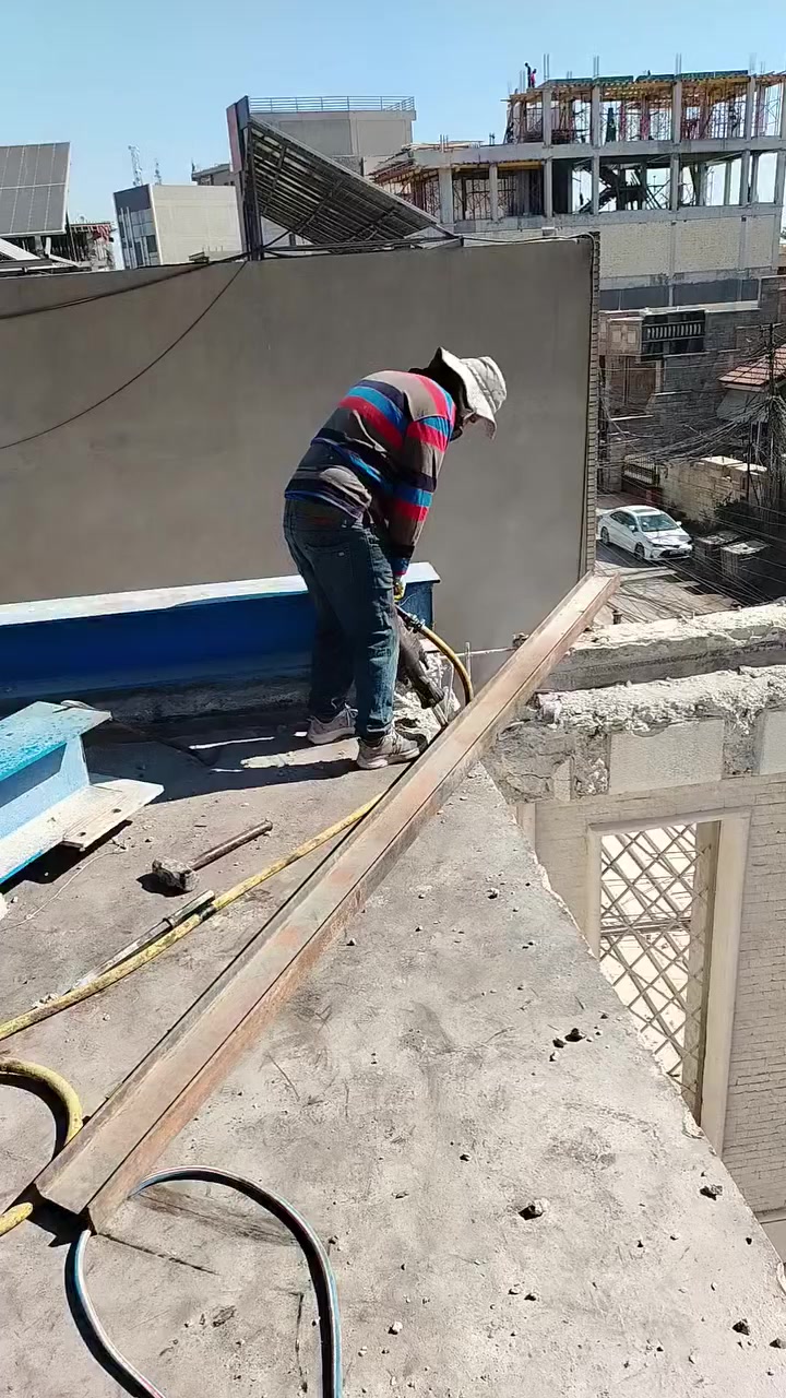 السلام عليكم اخواني جميعا شغلي تفليش كونكريت صب باانواعة ***********
