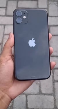 آيفون ١١ • ١٢٨ • قافل ايكلود