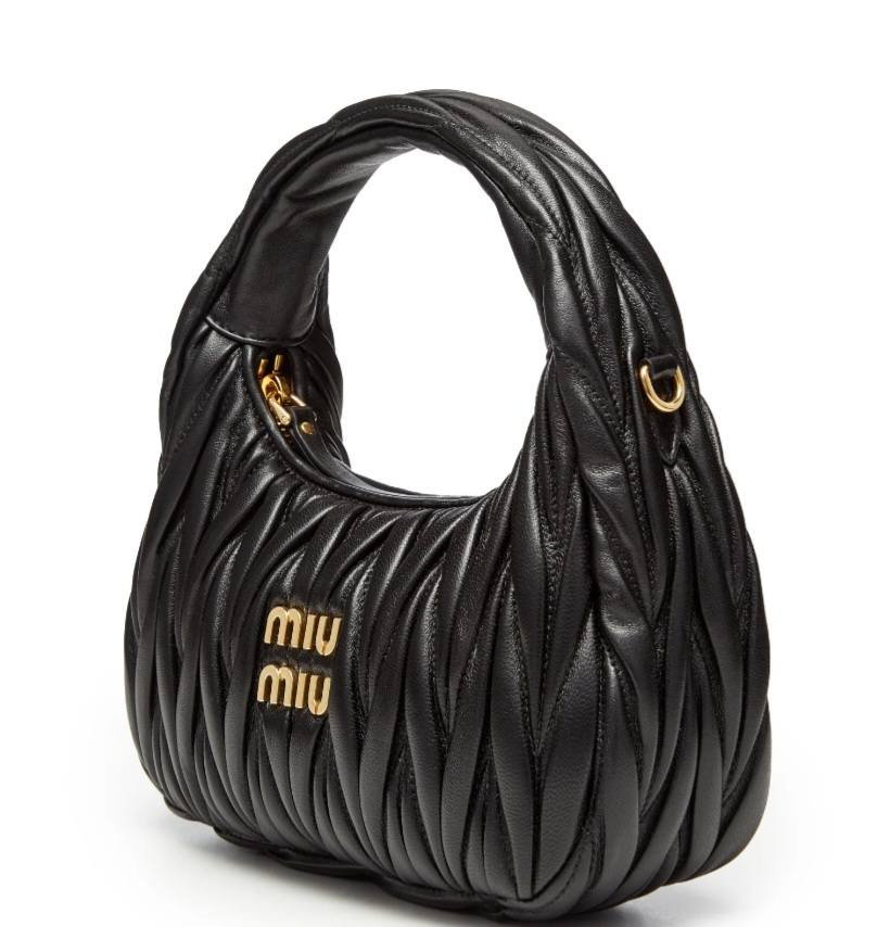 MIU MIU 

ختم حديد اصلي 🔥


**إذا كنت صاحب هذا الإعلان وتريد حذفه لأي سبب، رجاءا أرسل رسالة إلى الدعم الفني**