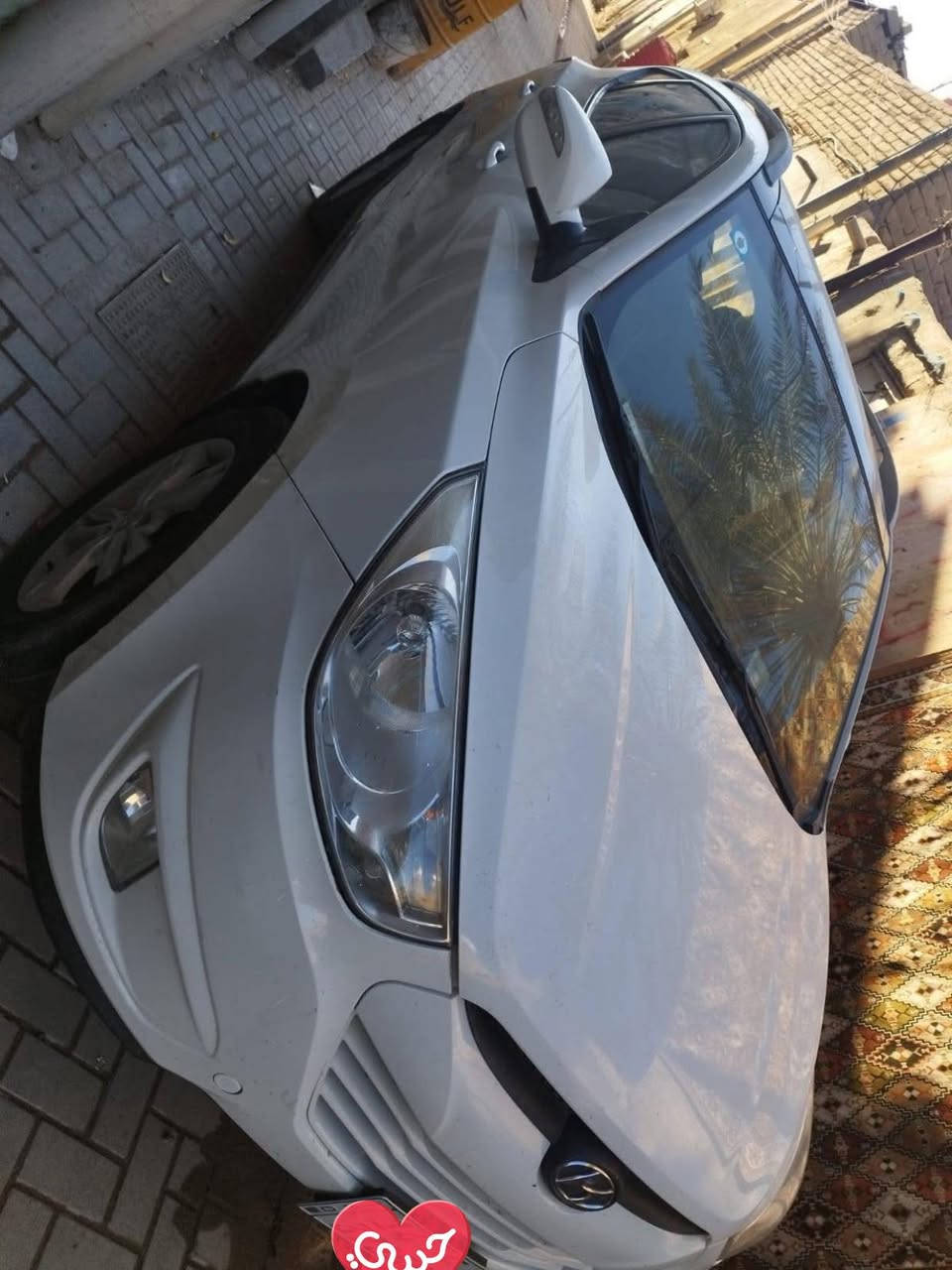 سلام وعليكم 
توسان موديل 2011
لا صبغ ولاضربه 
كفاله 
فقط بارد بيها
رقم بصره تحويل ثاني يوم 
تحكم ستيرن 
ويل كب
بلوتوث
مرايات شفط
تنته 
فول مواصفات 
مكينه كير حداديه تبريد خير من الله 
السعر132بيها مجال بصيط 
العنوان البصره الحيانيه الطاك قرب مركز الفراهيدي 
للأستفسار اكثر 
***********
