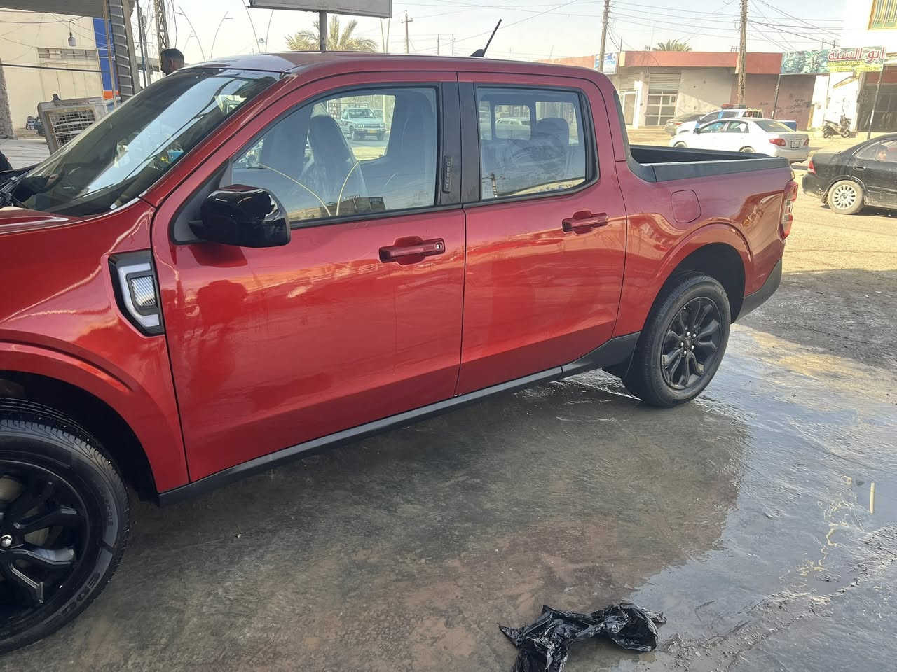 السلام عليكم
مافرك لاريت مديل 23 رقم بغداد باسمي 

مكان السيارة سامراء الضرر تبديل قطعة فقط چاملغ السايق بدون ضرر داخلي مع صبغ وتعديل جزء من باب السايق وبيها بعض الملاحظات 
رقم الشاصي مرفق بالمنشور 

رايدها ب193 وبيها مجال 

***********
