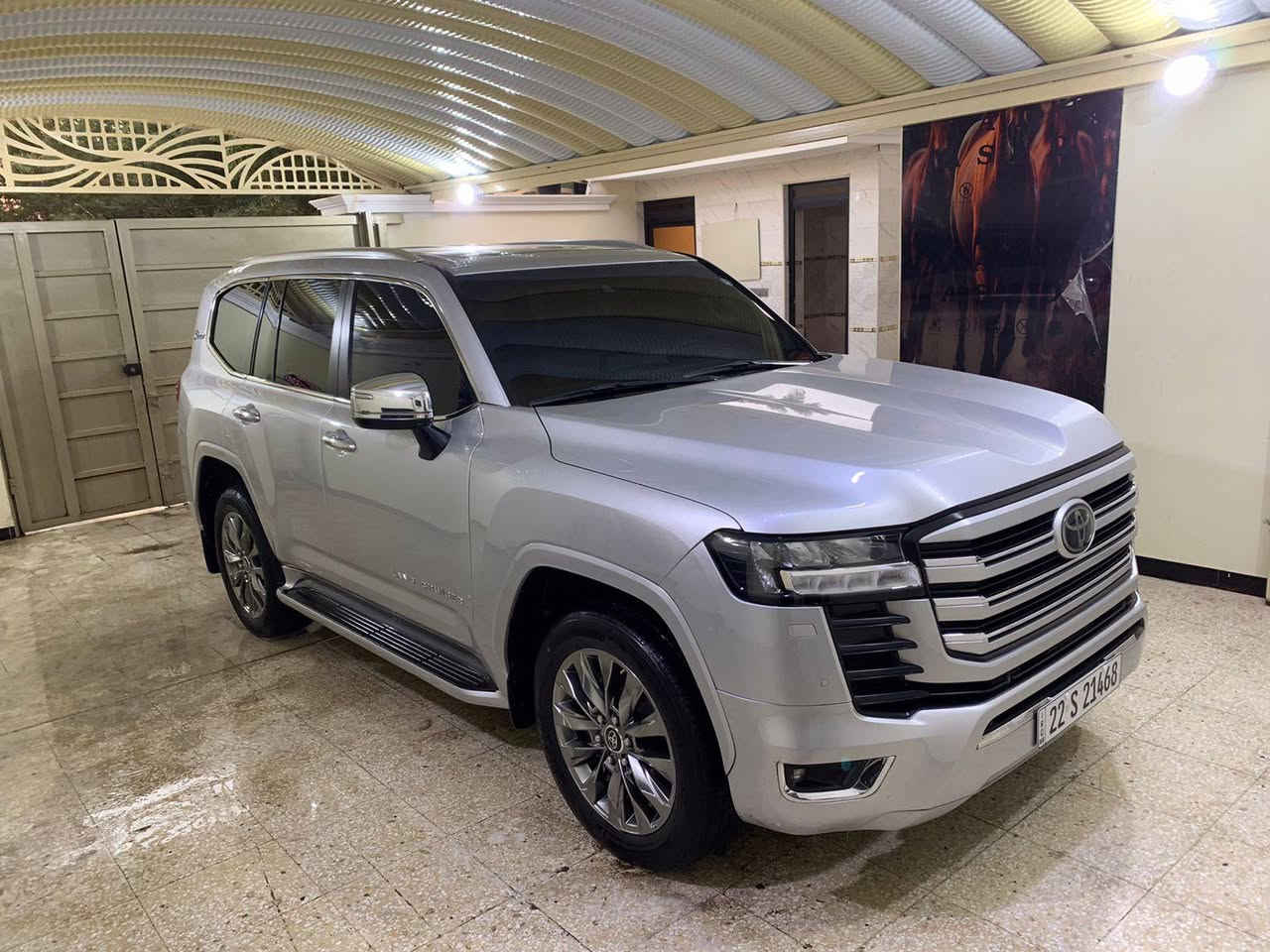 سلام عليكم عندي سياره البيع لاندكروز موديل 2022 سياره فول فول موصفات تونتو تربو مكفوله كفله عامه ماشيه32 الف عنوان بغداد ولشراي يتصل عل رقم ***********
