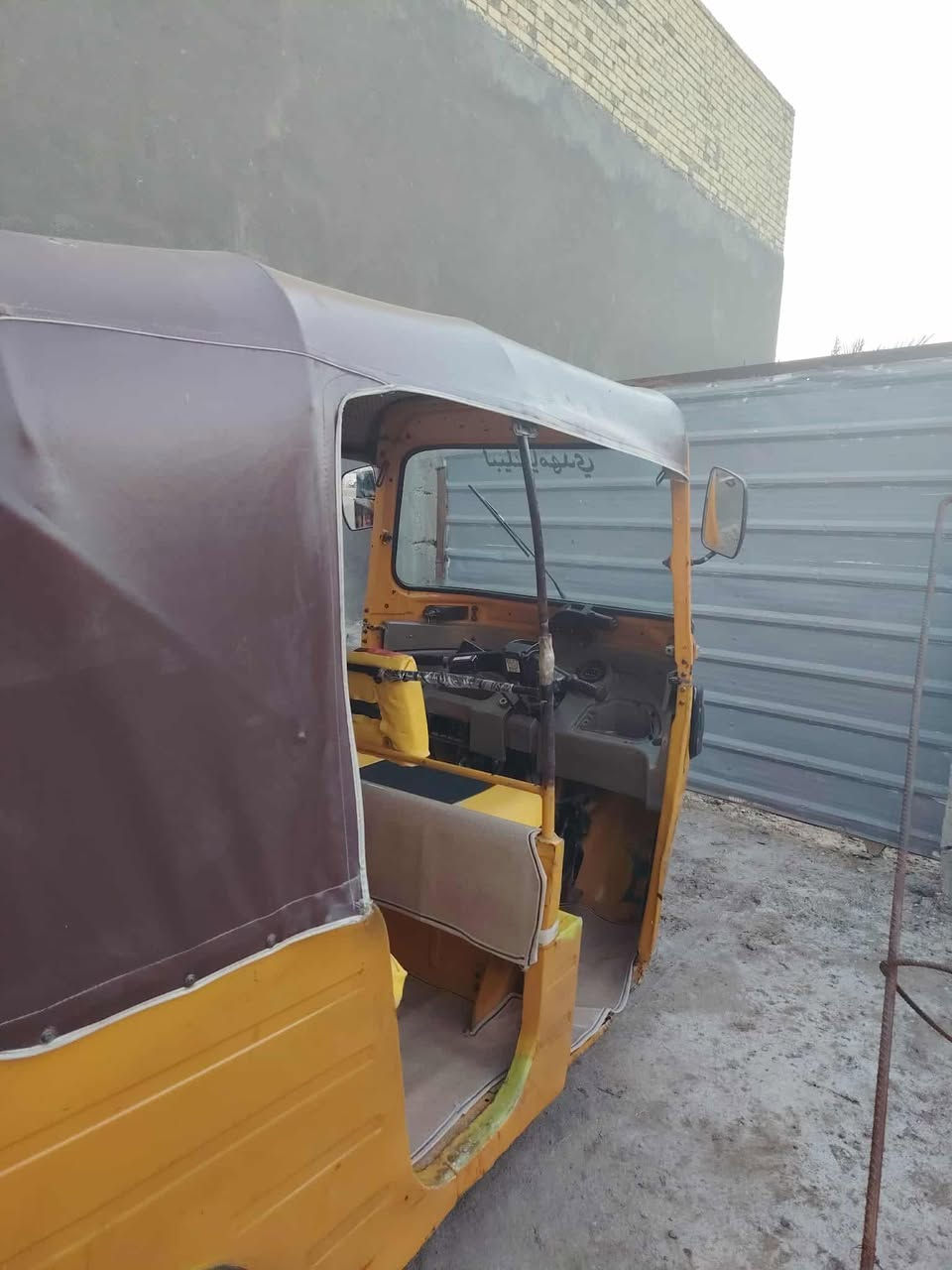 السلام عليكم اخوان تكتك مديل 18 للبيع  رقم كربلاء  تحويل ثاني يوم. سعر 4 مليون وبيهه مجال  عنوان قضاء الفهود ***********
