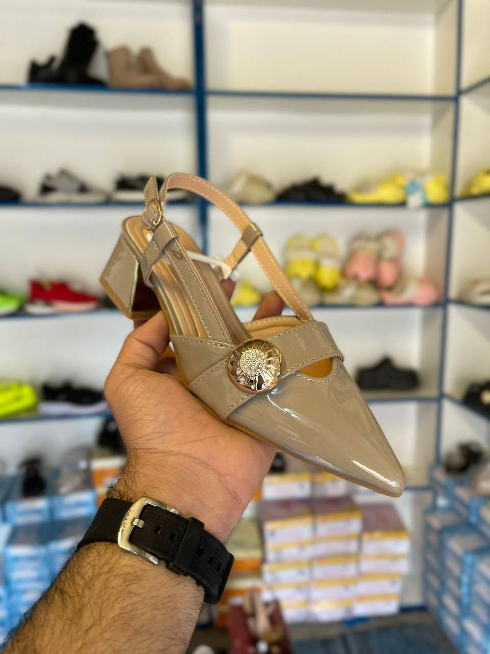 عروضات كول المحل قطع نسائي ورجال عليهن عرض 🔥 عنوانه بابل المسيب شارع الحسينه مجاور ابودعاء اللفرفوري 🔥🔥


**إذا كنت صاحب هذا الإعلان وتريد حذفه لأي سبب، رجاءا أرسل رسالة إلى الدعم الفني**