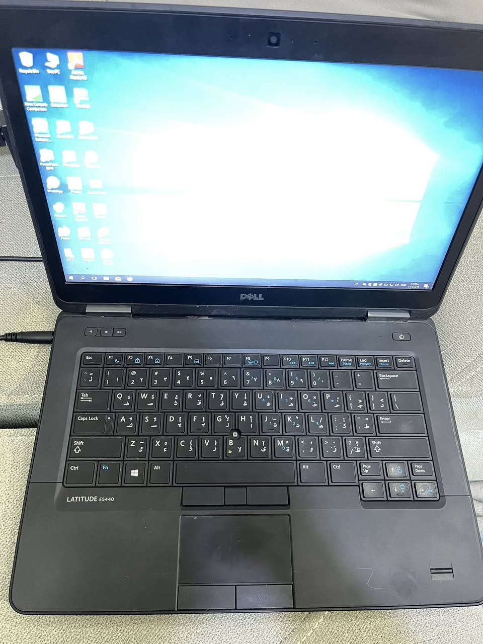 لابتوب DELL الجيل الرابع الناضفه مثل ماموضح كدامكم وندز ١٠ يفيد للقرائه التصفح العاب بسيطه قيم بما يرضي الله وبالعافيه رقم التلفون ***********واتساب متواجد ناصريه مركز
