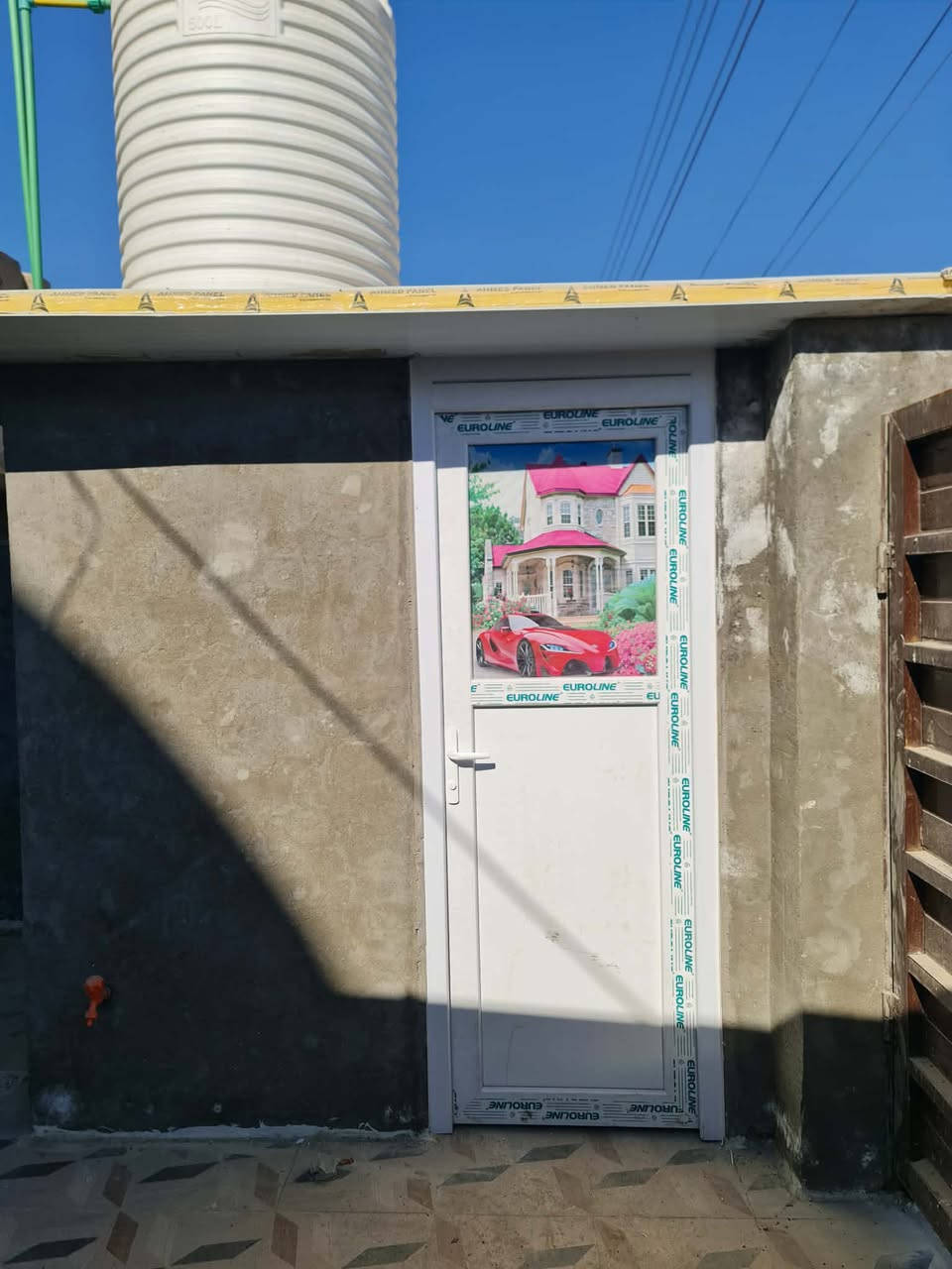 مشتمل للبيع بسعر مناسب جداً 
مقابل مول زيد شارع 80 
بناء حديث مساحة 100 متر 
للاستفسار الاتصال ع الرقم ***********
