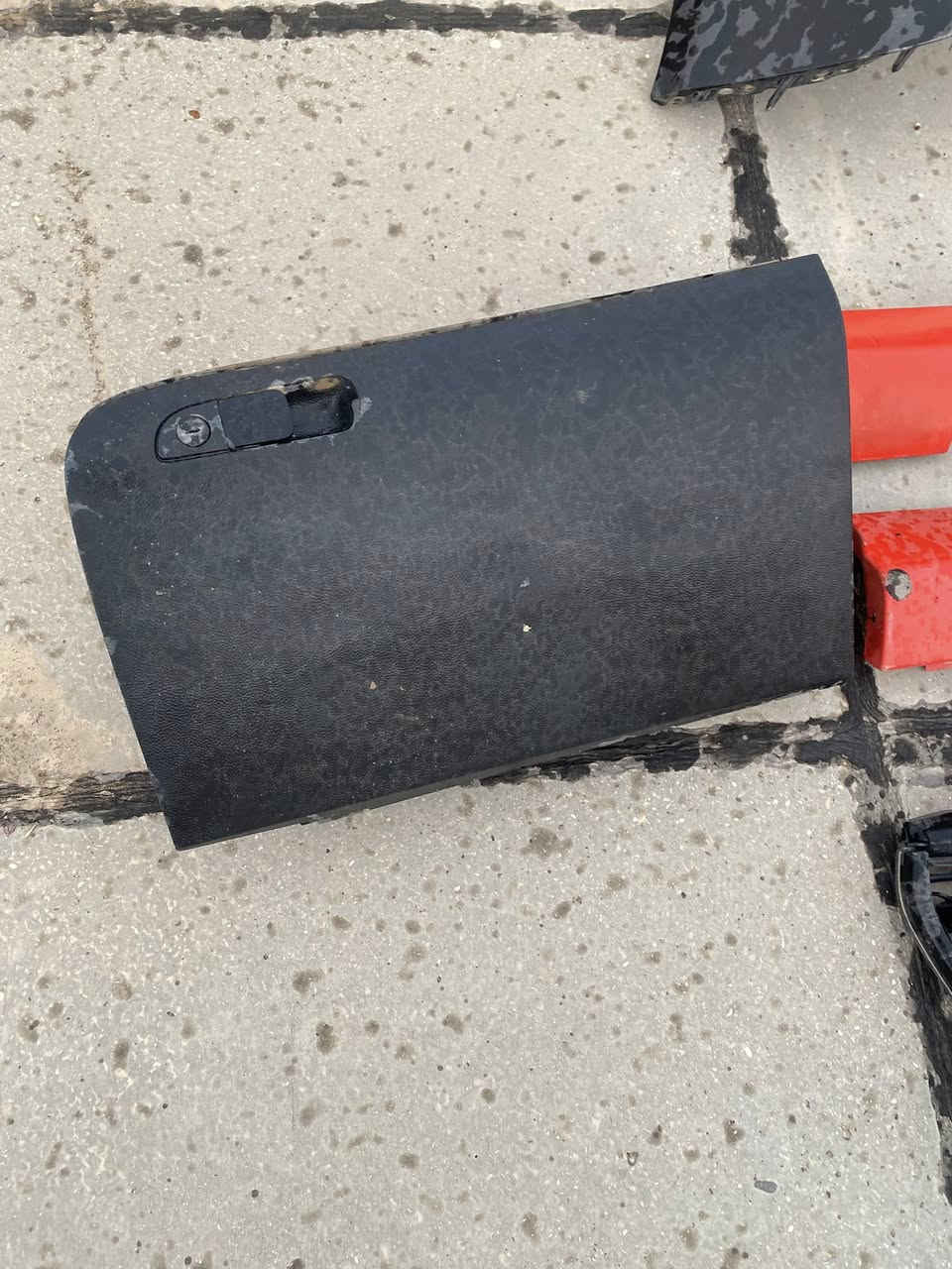 سلام عليكم غراض جارجر
دعاميه 
دوسات 
 سبير 
جكمجك 
شبابيج جوا وفوك 
وقبقً صالنصات   
سعر خاص 
***********
