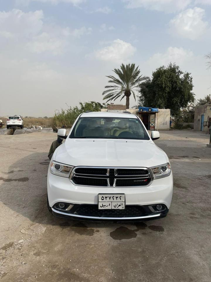 السلام عليكم
دورنكو 19 خليجي كفاله السياره 
ماشيه 80 km حقيقي
دواخل جلد مثل ماوضح بل صور
تخم تاير جديد حداده عامه جديده 
السيارة جاهزه محرك 3600
مواصفات sxt
مكان البصرة القرنه
***********
