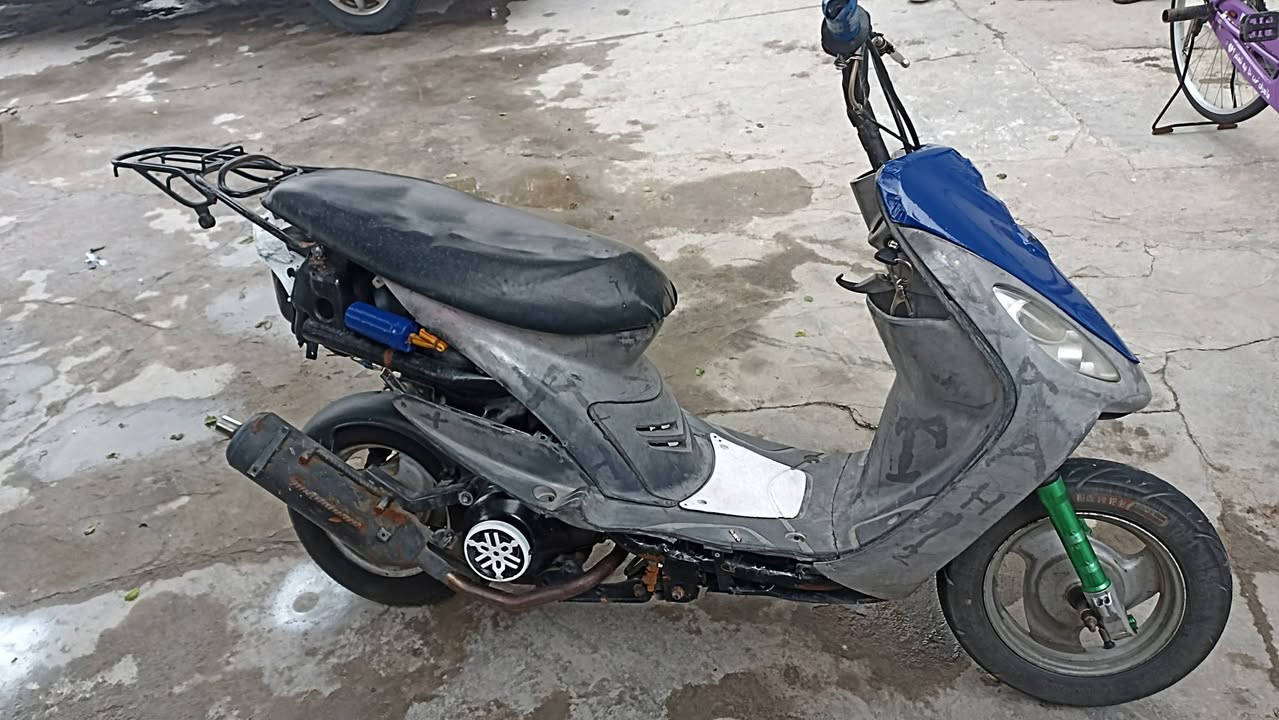 سلام عليكم دراجه ماكس منغولي دراجه بوشه 55دراجه شلعه ومعدل كلوبات وره وكدام شغالات دراجه جديده تواير وره وكدام جديده ودبلات جديده المكان البصره الزبير سعر خاص الاتصال  ***********
