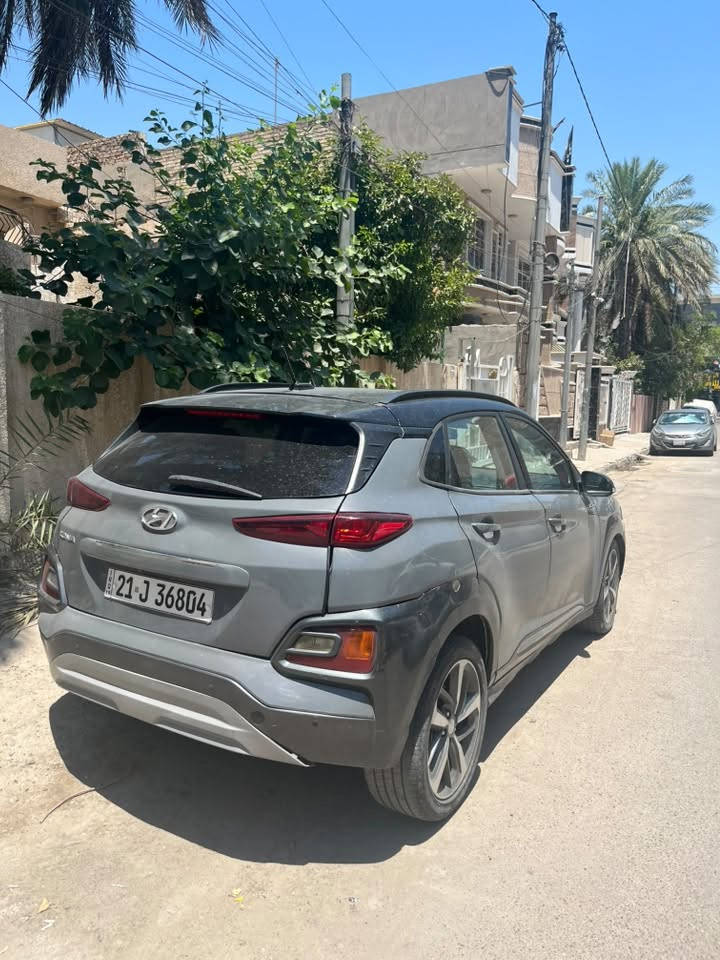 سلام عليكم.                                                
كونا 2021.  وارد امريكي محرك 1.6T GDi كفاله عامه عدا 
حادثها باب وجاملغ وصندوق من امريكا رقم سليمانيه 
مواصفات:

شاشه ابل كار بلي

لون نفطي تو كلر

تحكمات مقود 

كروس مثبت سرعه 

تشغيل بصمه

كاميرا خلفية 

تحديد نقطه عمياء 

دفع رباعي فور ويل  

عداد الكتروني

مقاعد مريحه

سياره بناتيه 

سياره بسمي  تحويل ثاني يوم شوكت متريد مكاني بغداد . السعر 120
للاستفسار  :***********. متوفر واتساب
