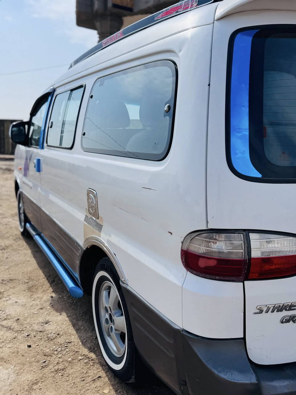 السلام عليكم ستاركس للبيع موديل ٢٠٠٧ قادسيه انكليزي مكفوله كفاله عامه سياحي فول مواصفات كير عادي محرك 
جديد تبريد شغال شواصي معمرت تعمير درجه أولى  السعر $85العنوان بابل ***********
***********
